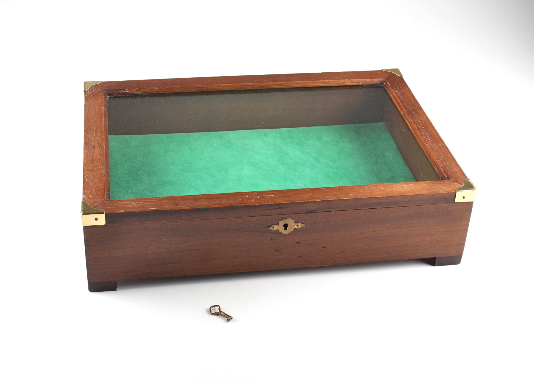 Vintage Countertop Display Case Ebth