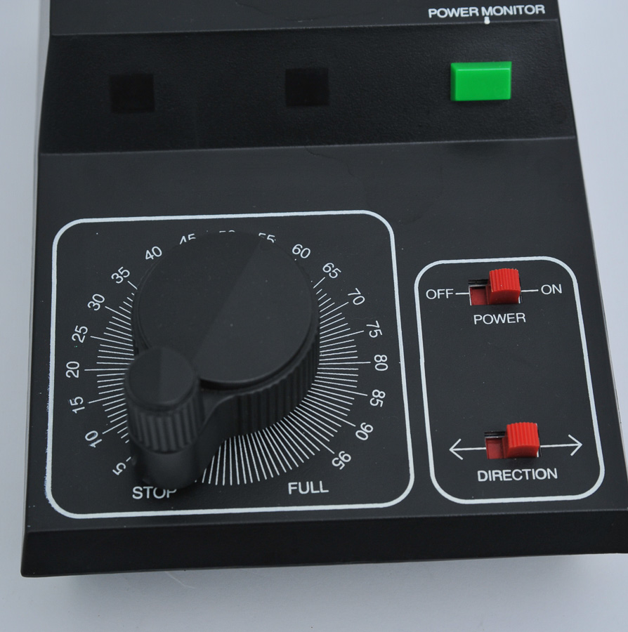 An MRC Tech II Railpower 1400 Transistorized Model Train Control EBTH