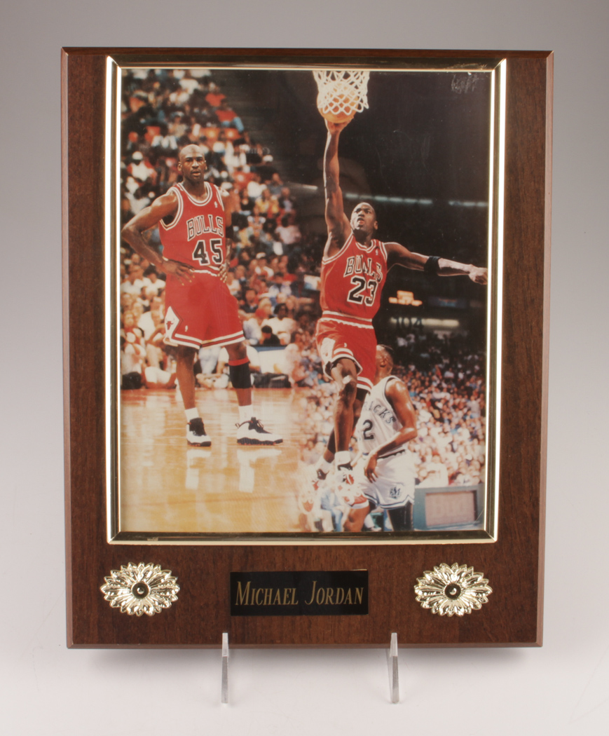Michael Jordan Plaque and a Signed Derrick Rose Photo EBTH