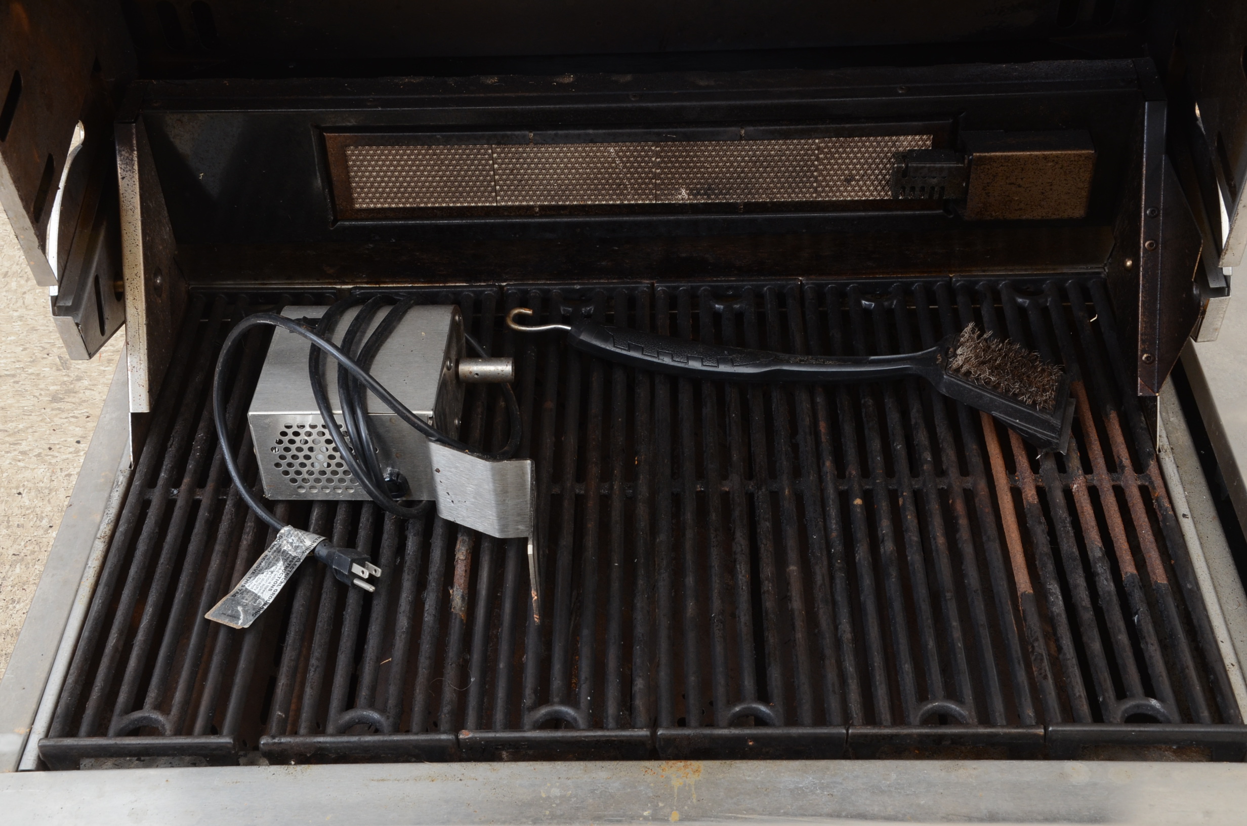 Thermador CharGlo Built In Outdoor Grill EBTH