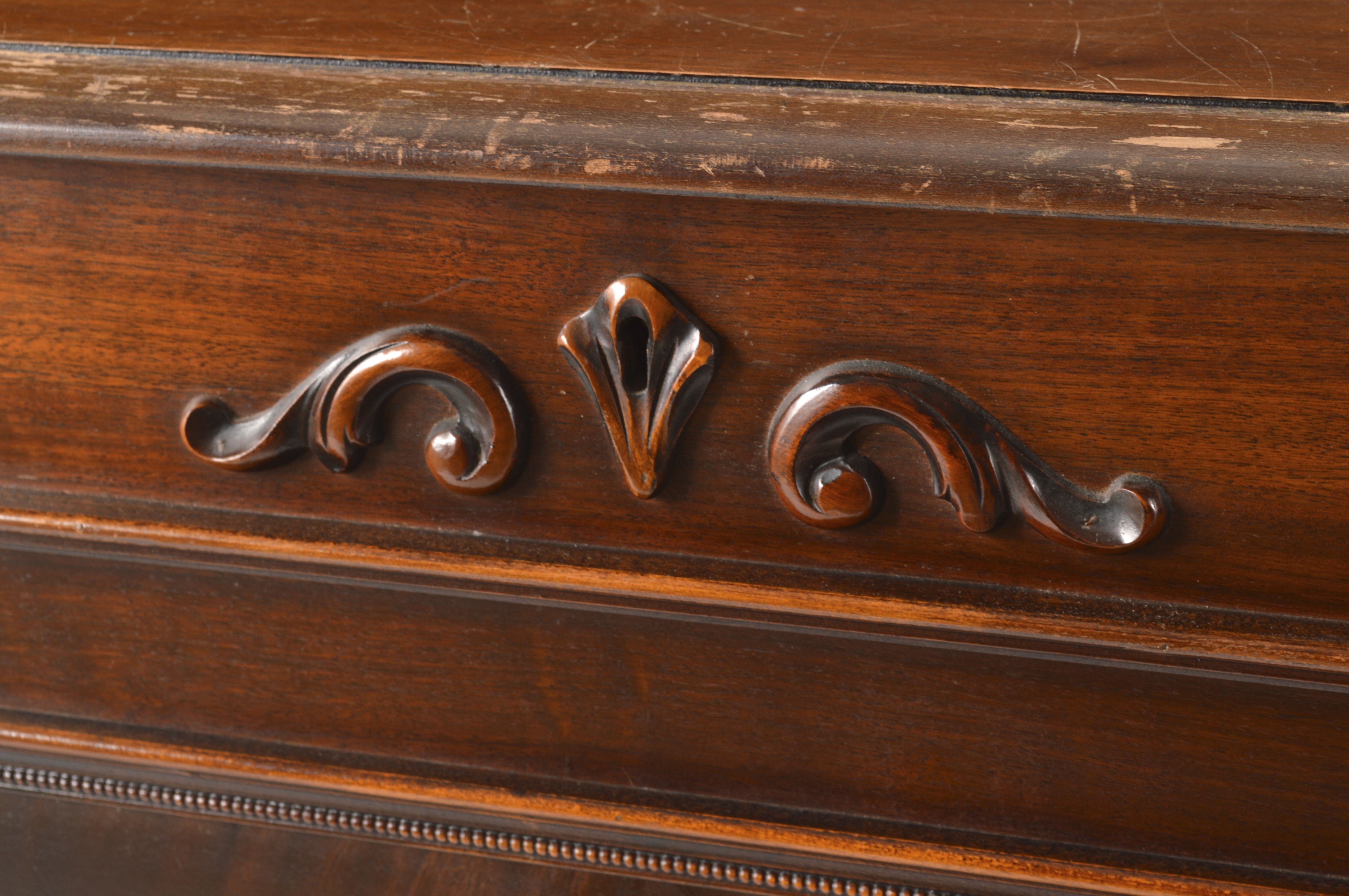 Quilt Storage Trunk EBTH