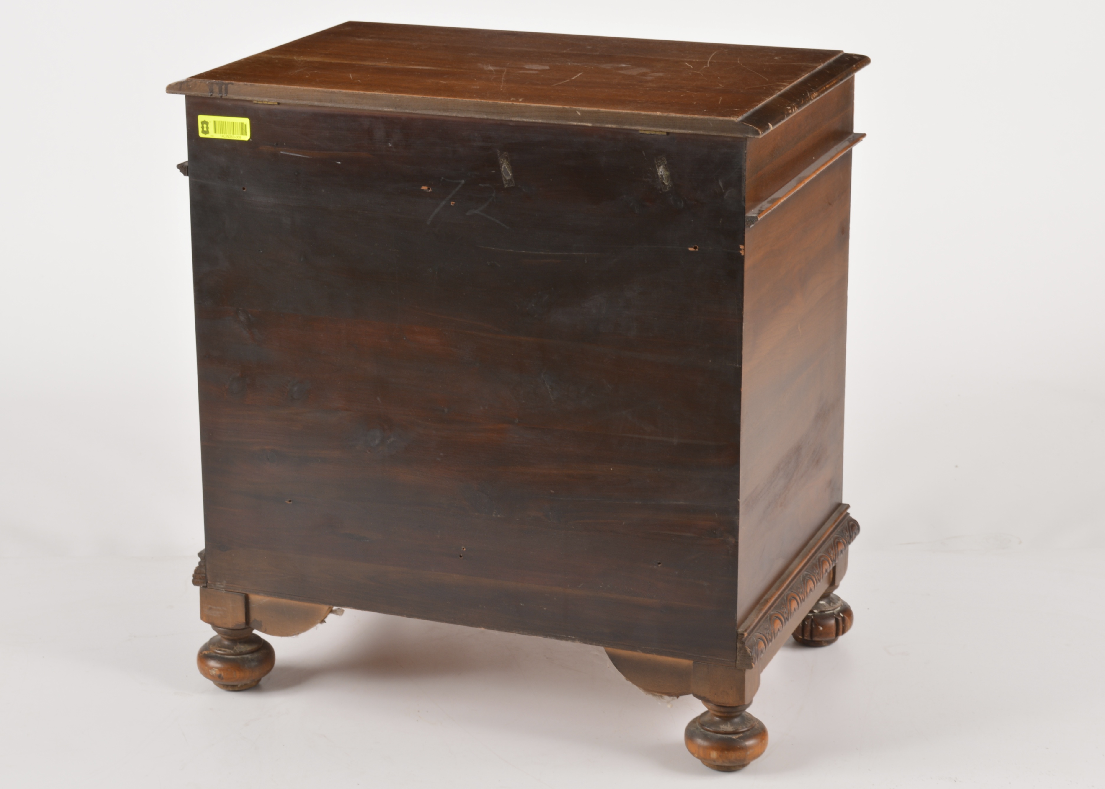 Quilt Storage Trunk EBTH
