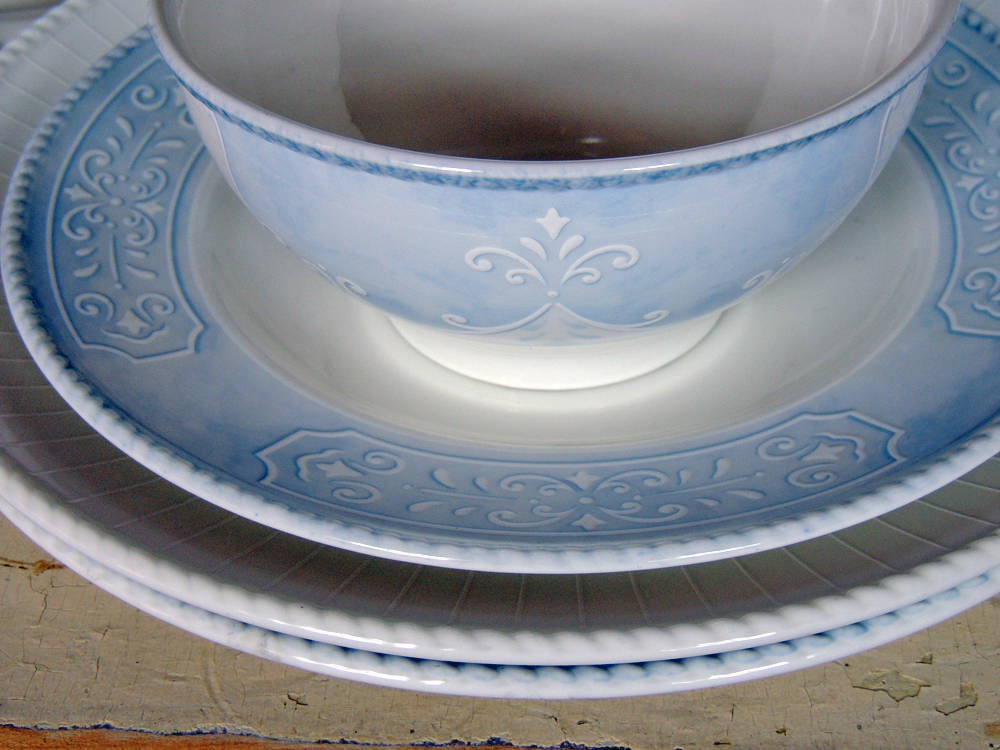 Lenox Swedish Lodge China Dinnerware Set EBTH