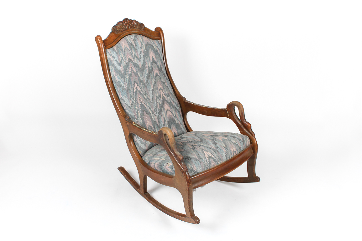 Early 20th Century Gooseneck Rocking Chair | EBTH