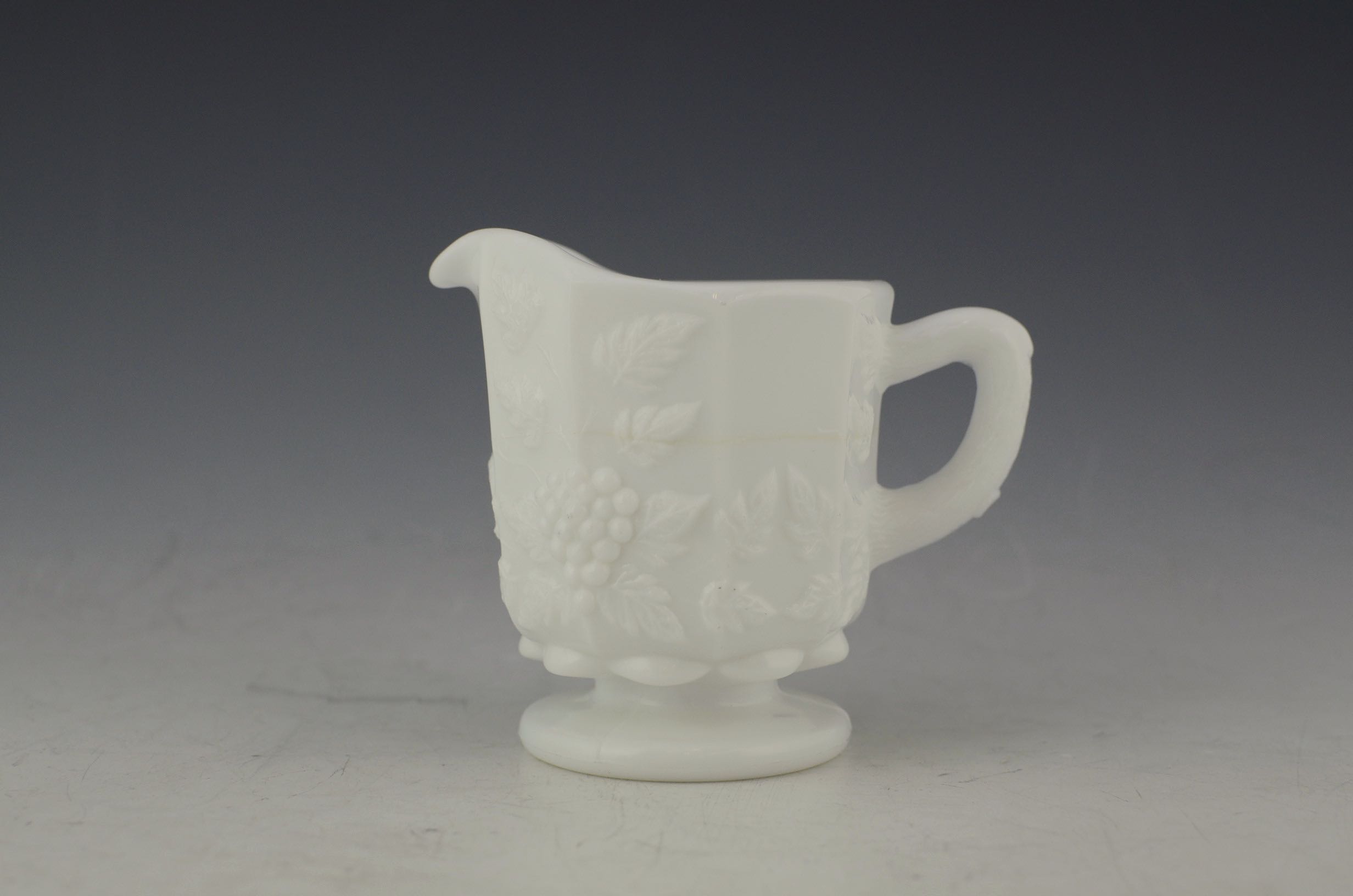 Vintage Westmoreland Milk Glass Creamer and Sugar Bowl EBTH