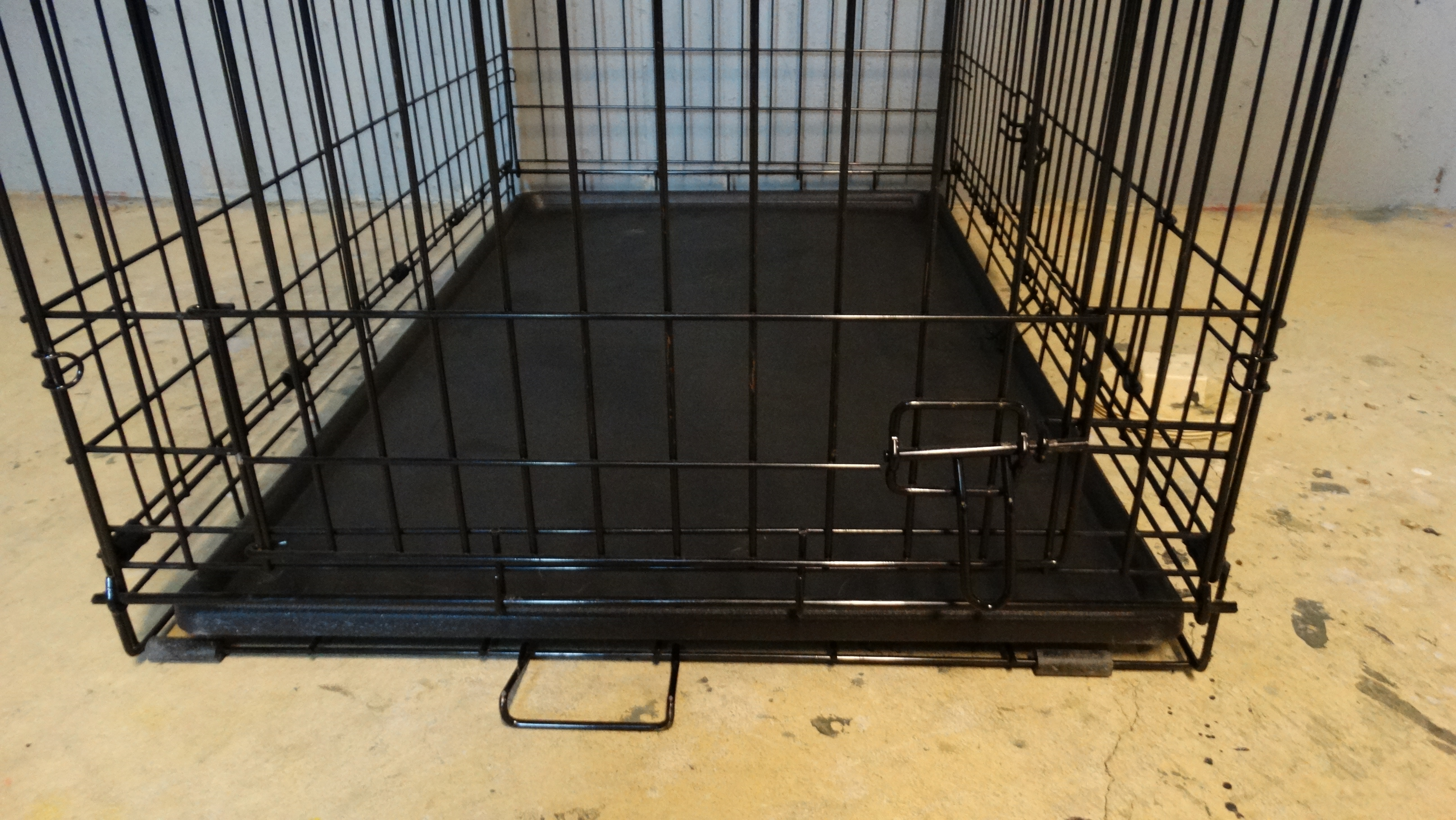 Folding "Top Paw" Double Door Dog Crate EBTH
