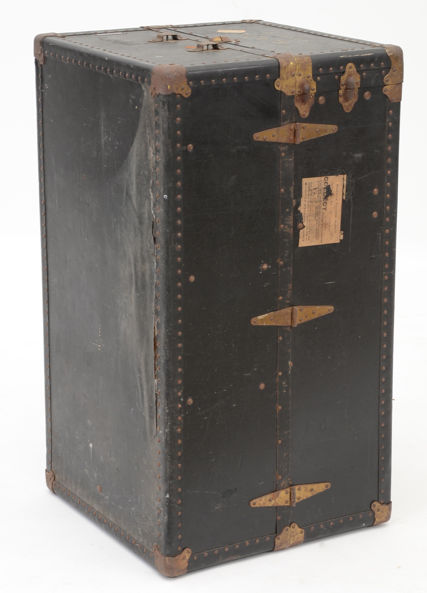 Antique Oshkosh Luggage Steamer Trunk EBTH