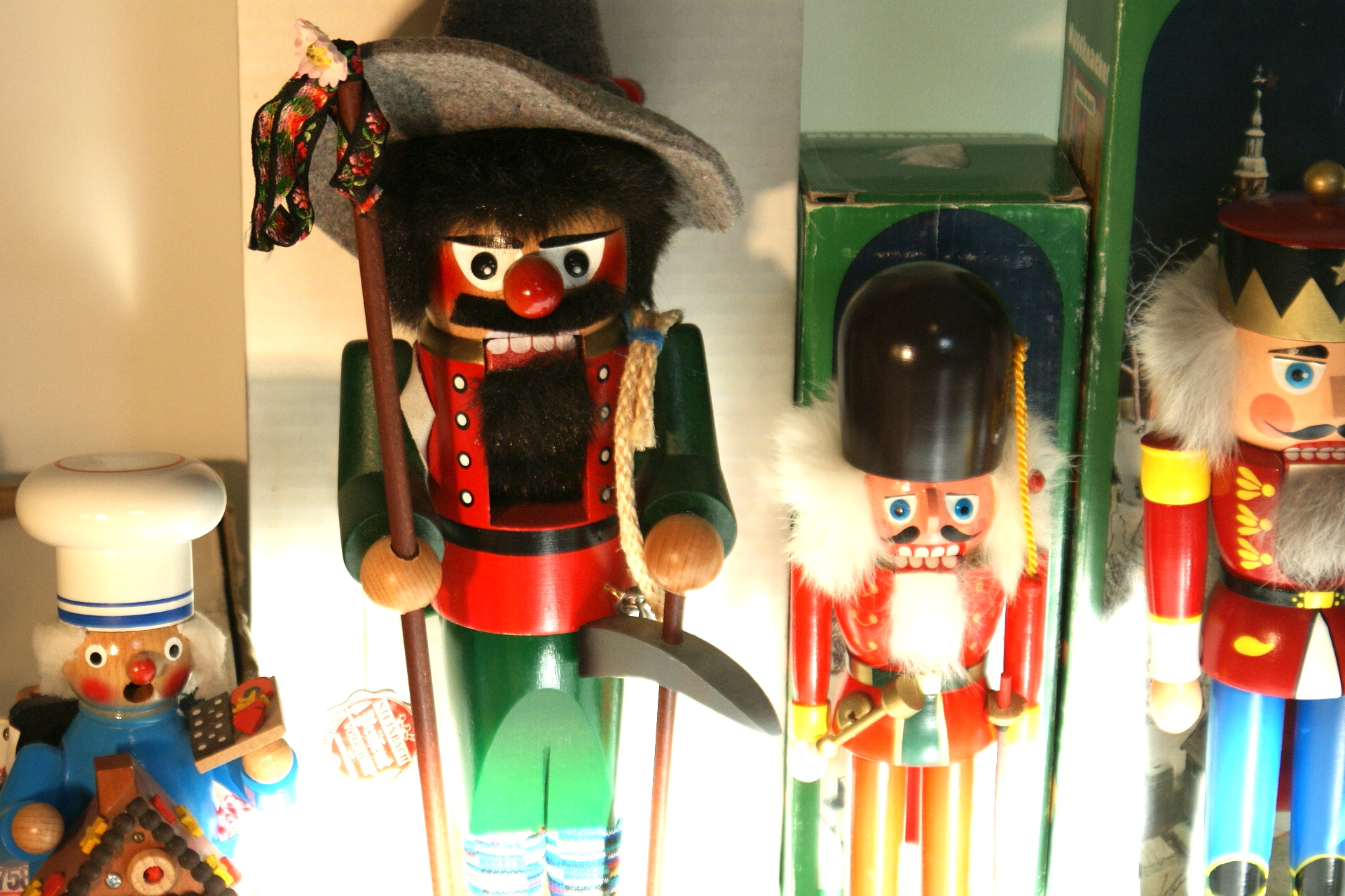 Vintage Handcrafted German Nutcrackers and Smokers EBTH