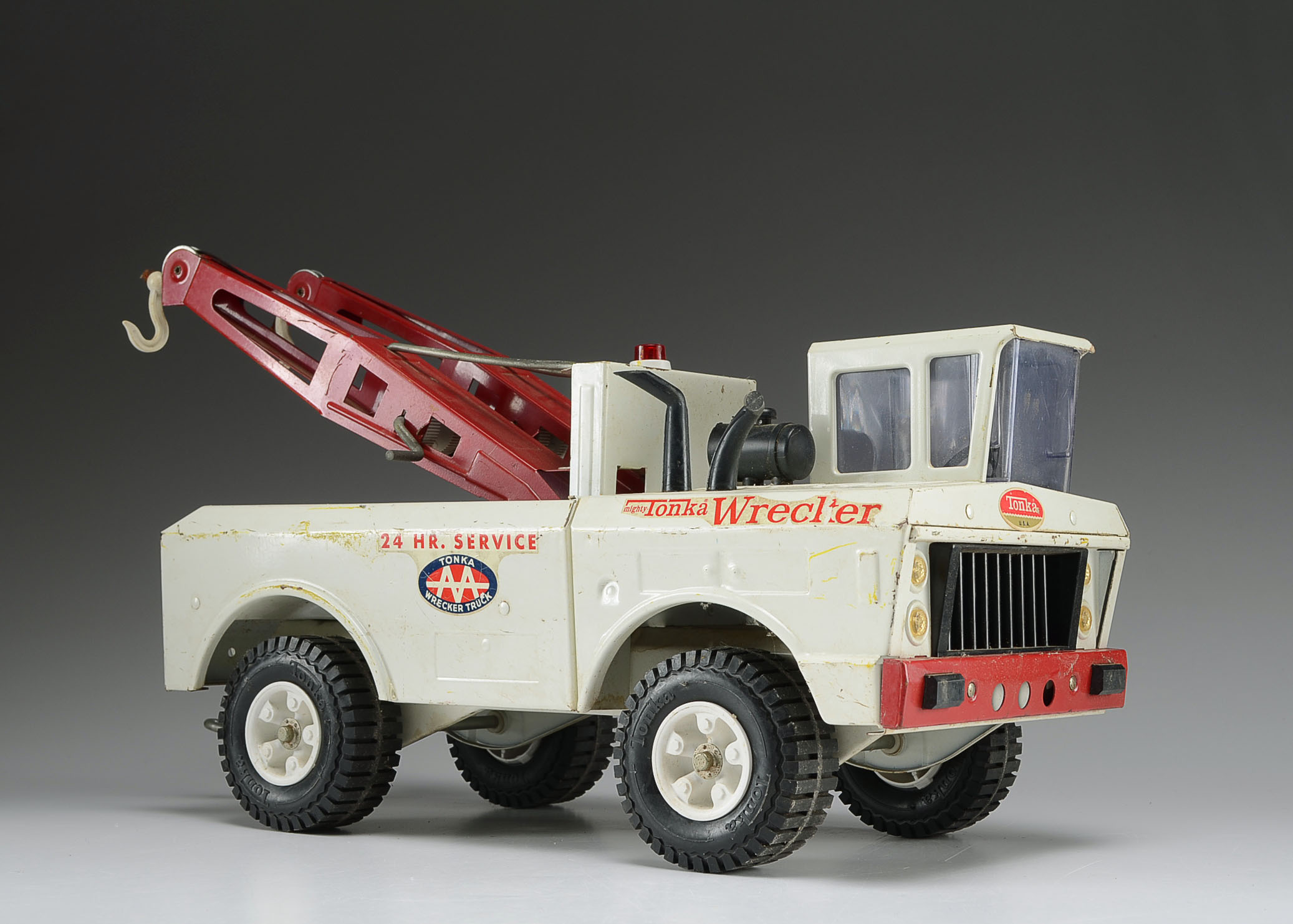 tonka aaa wrecker truck