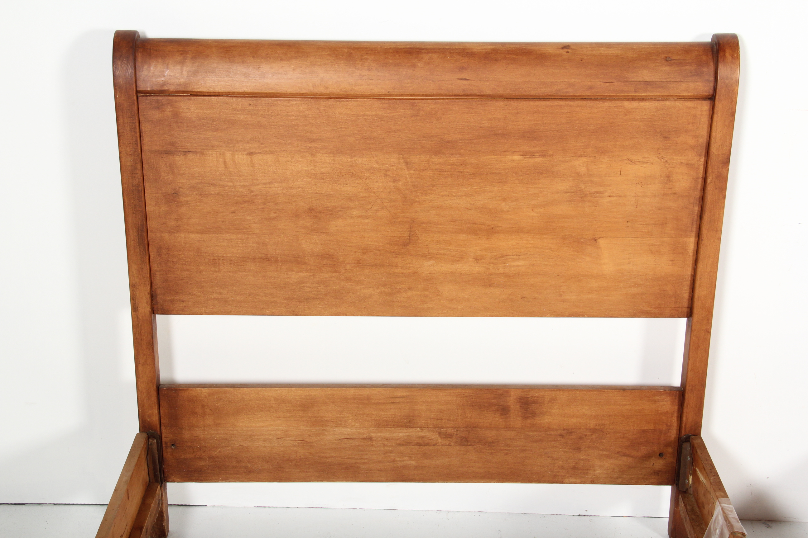 Pair of Maple Sleigh Beds EBTH