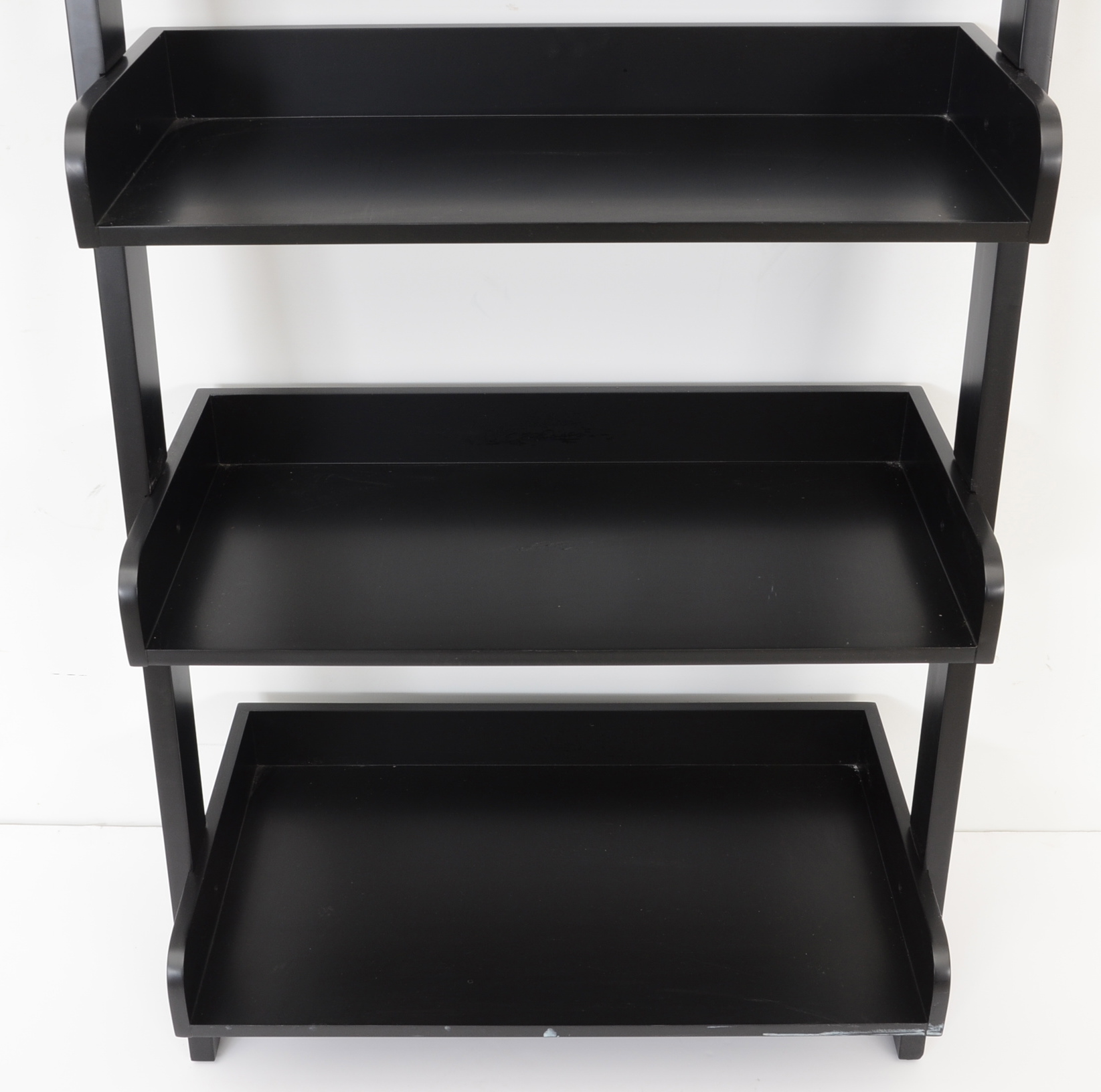 Pottery Barn Leaning Ladder Bookshelf EBTH