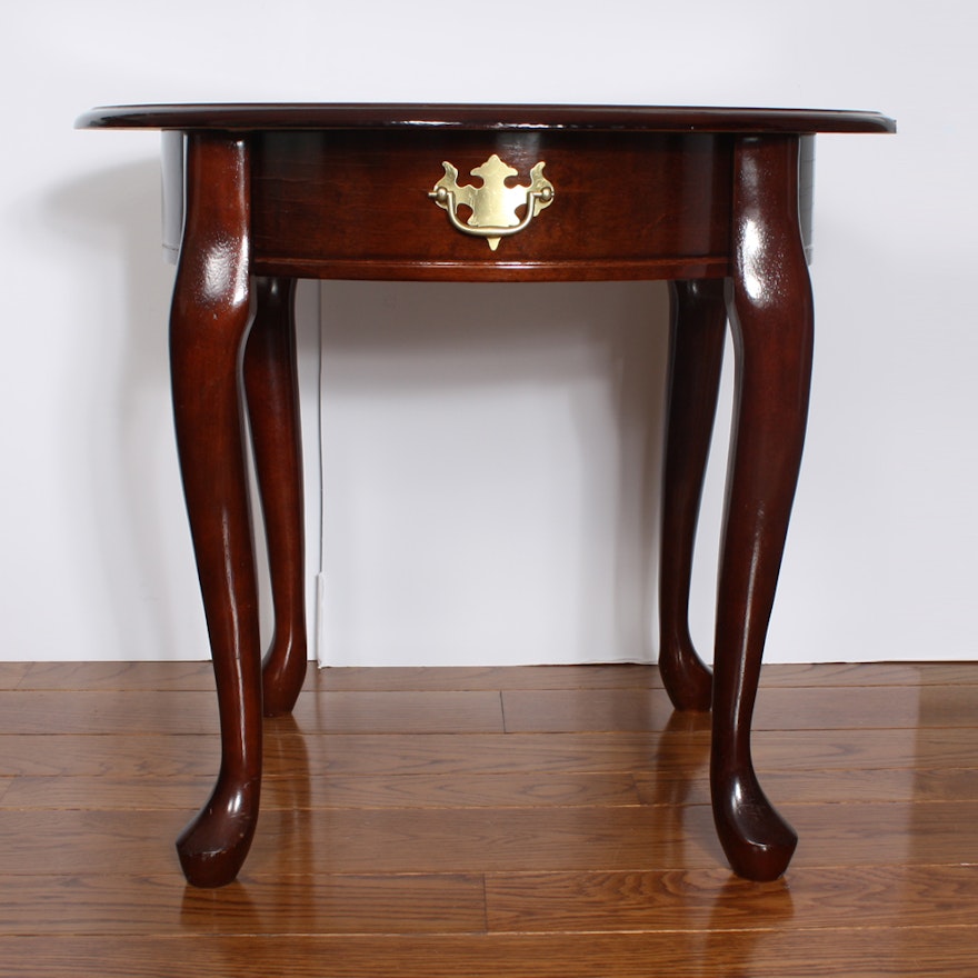 Queen Anne Style Side Table With Cherry Finish Ebth Queen Anne Style Side Table With Cherry Finish
