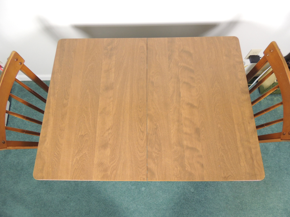 Ethan Allen Kitchen Table and Two Chairs EBTH