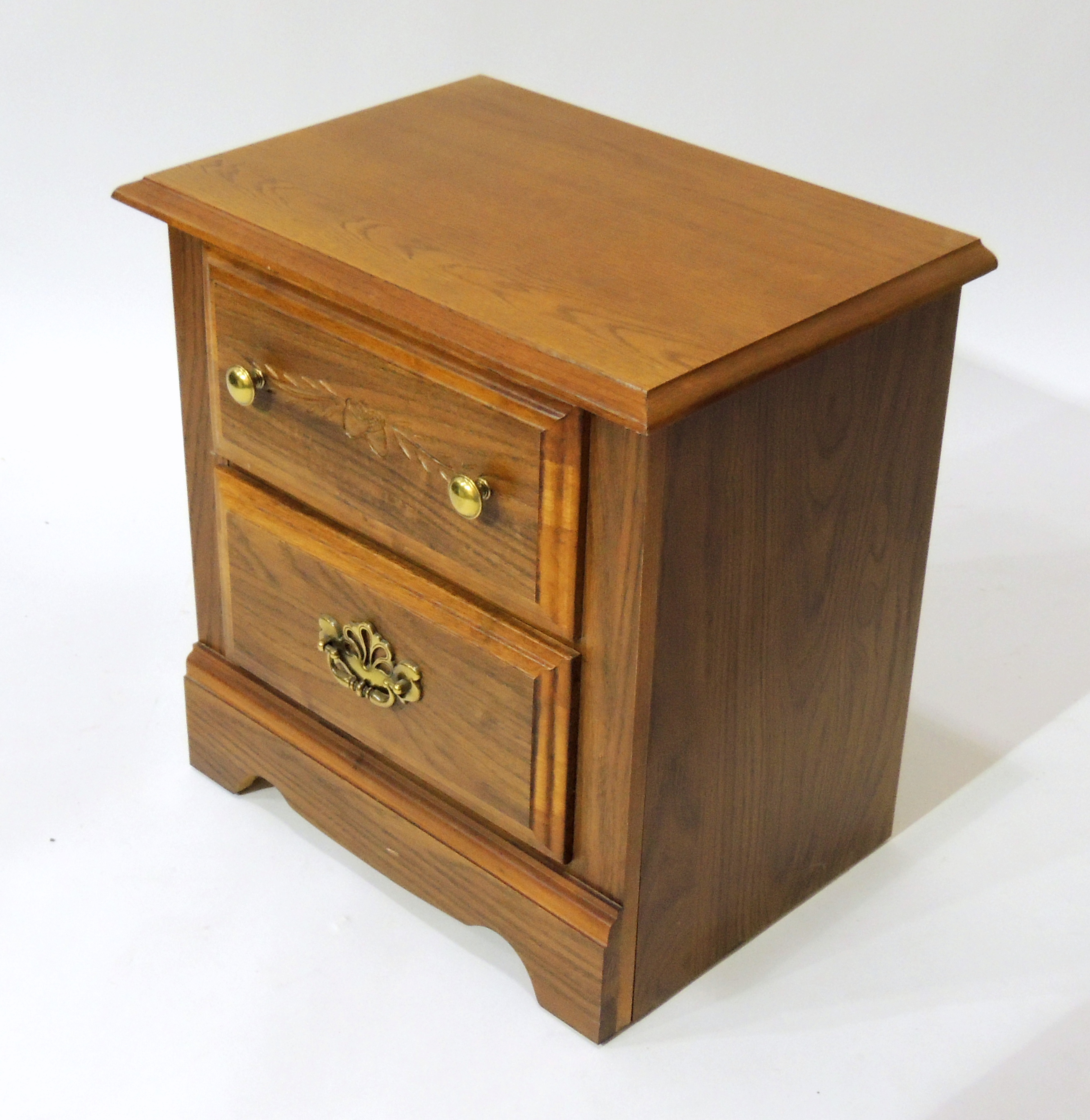 Oak Nightstand by Broyhill Furniture EBTH