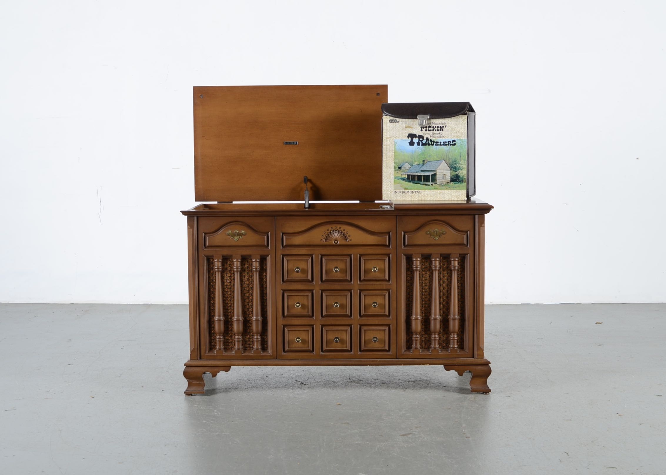 Vintage Zenith Stereo Console Phonograph And Record Collection Ebth