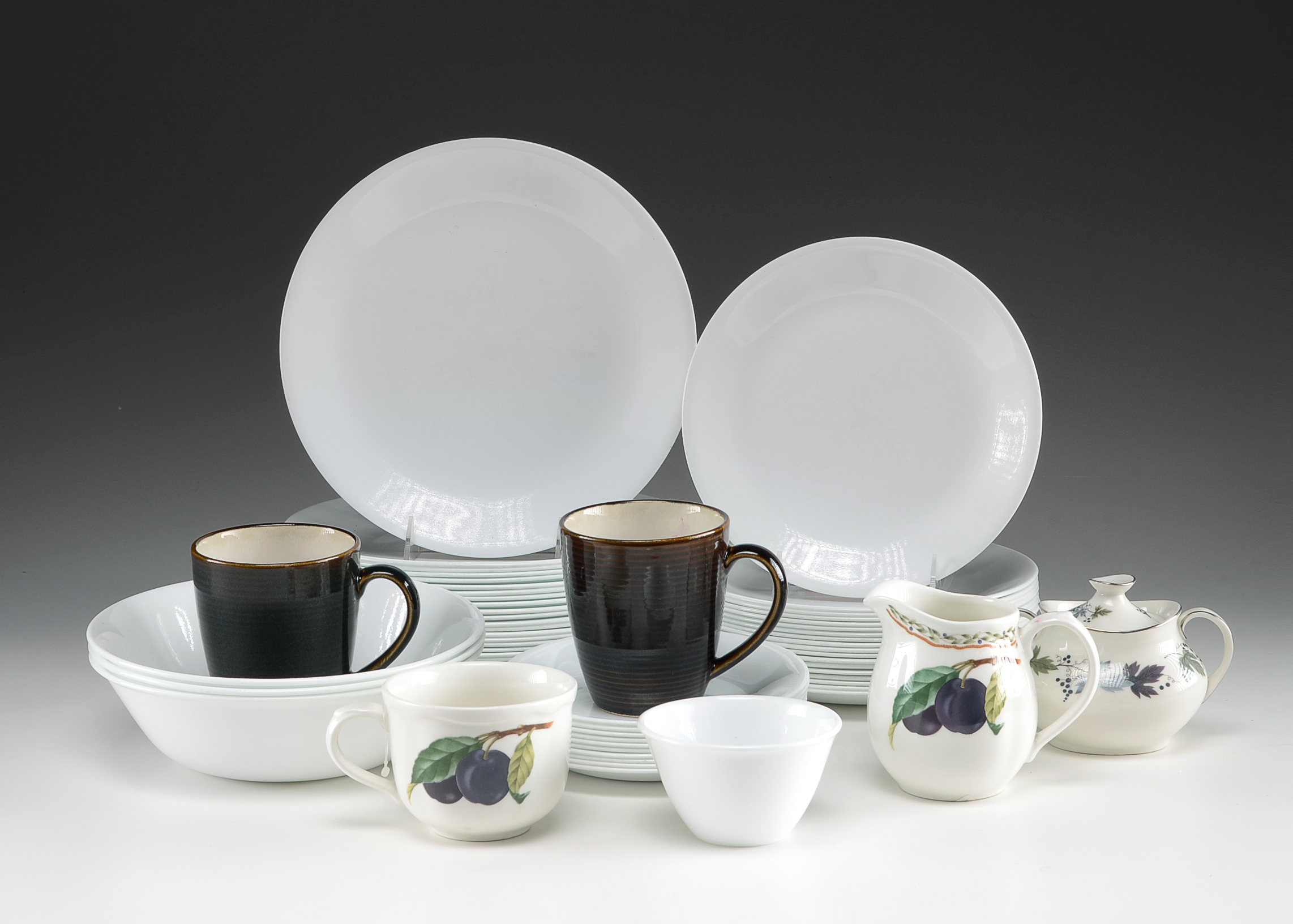 Set of Corelle Dishes and Assorted Serving Dishes EBTH