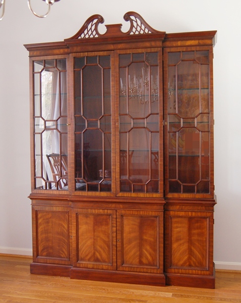 Henkel Harris Illuminated Mahogany Breakfront China Cabinet Ebth