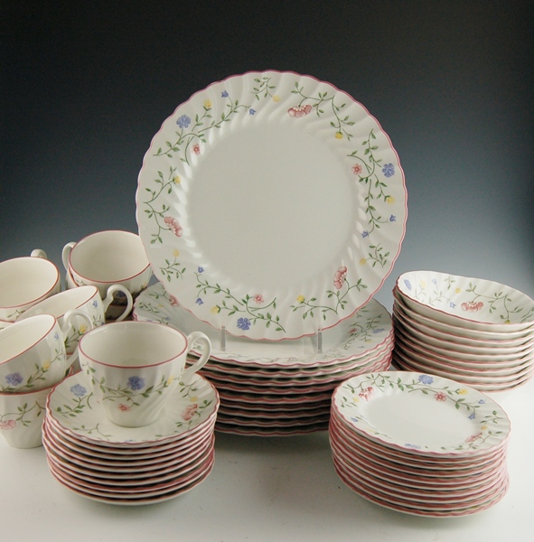 Johnson Brothers "Summer Chintz" China Set of Ten EBTH