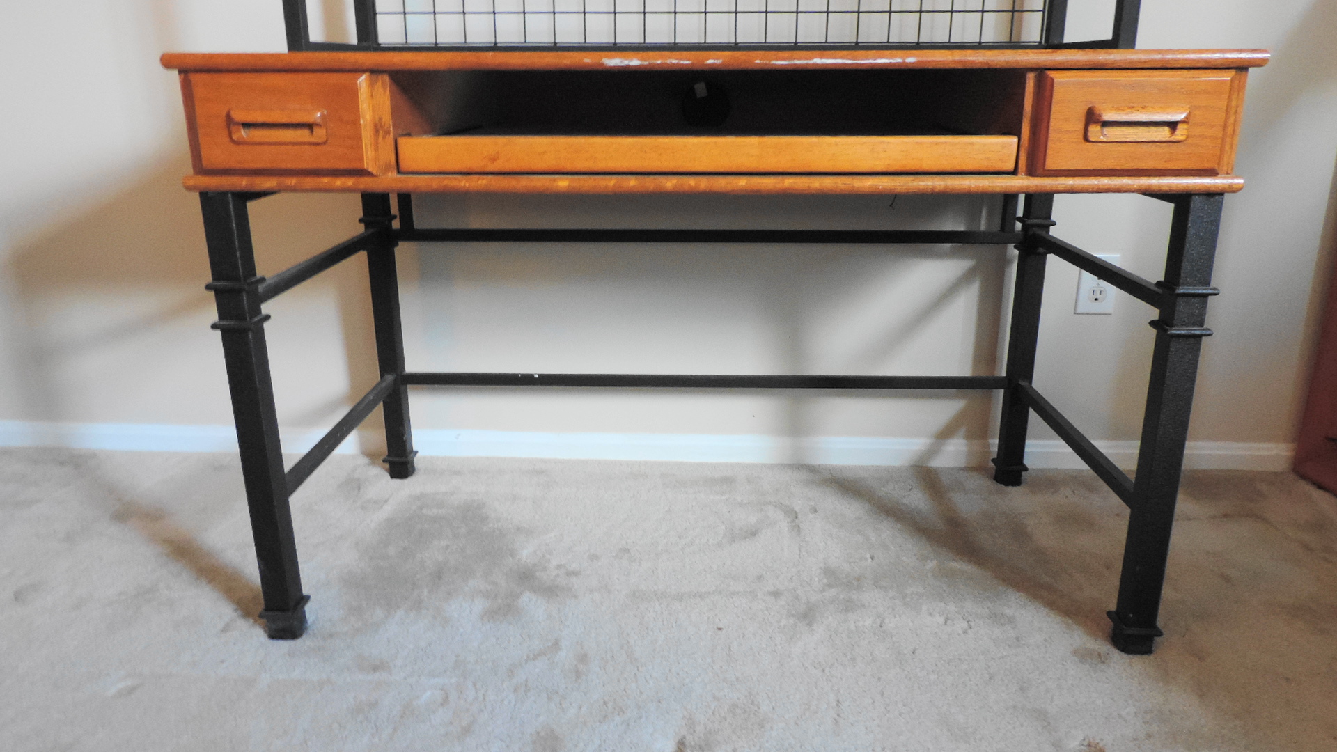 Computer Desk With Overhead Shelf EBTH