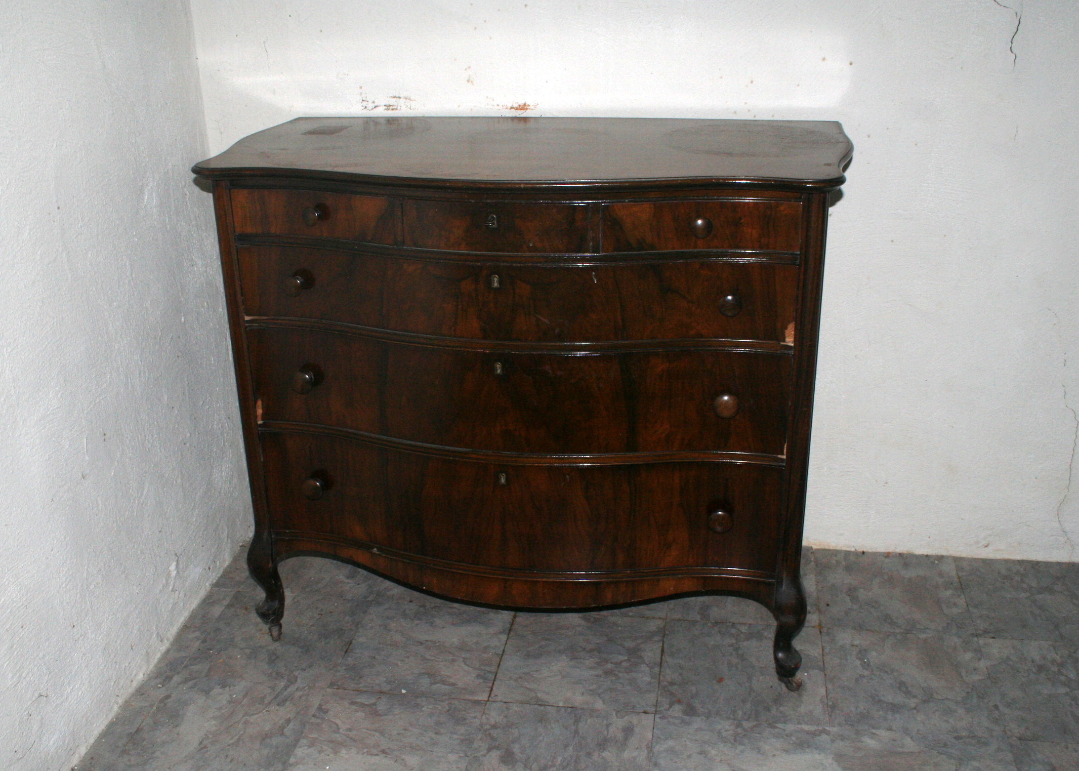 Antique Mahogany Veneer Dresser EBTH
