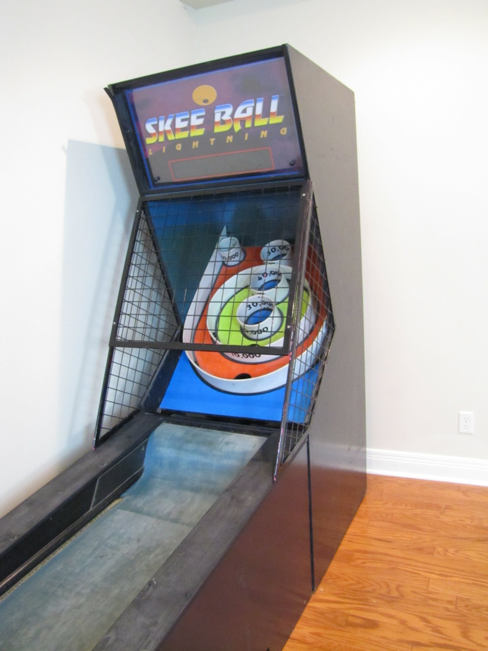 Skee Ball Lightning Arcade Game EBTH