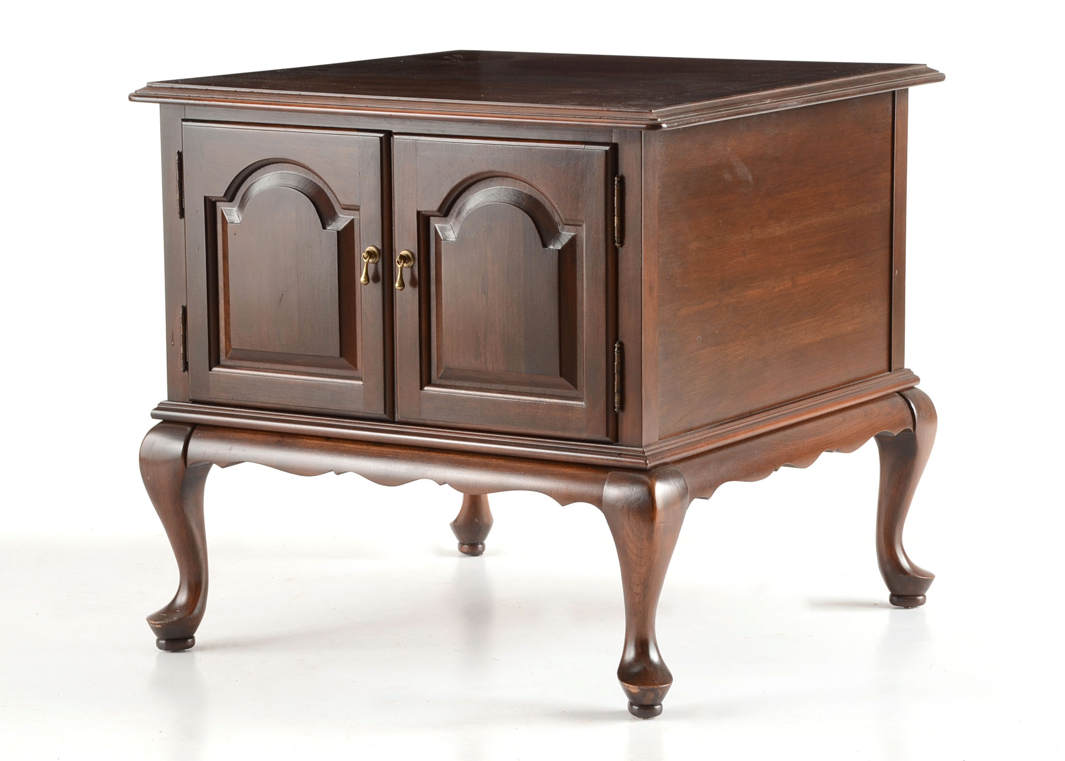 Ethan Allen Cherry End Table EBTH