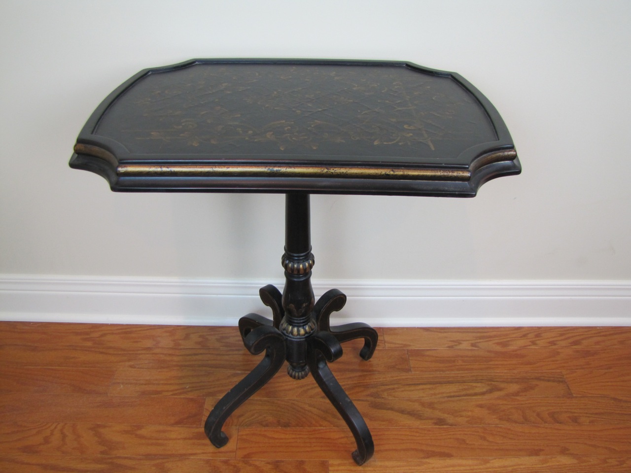 Bombay Pedestal Tray Table EBTH
