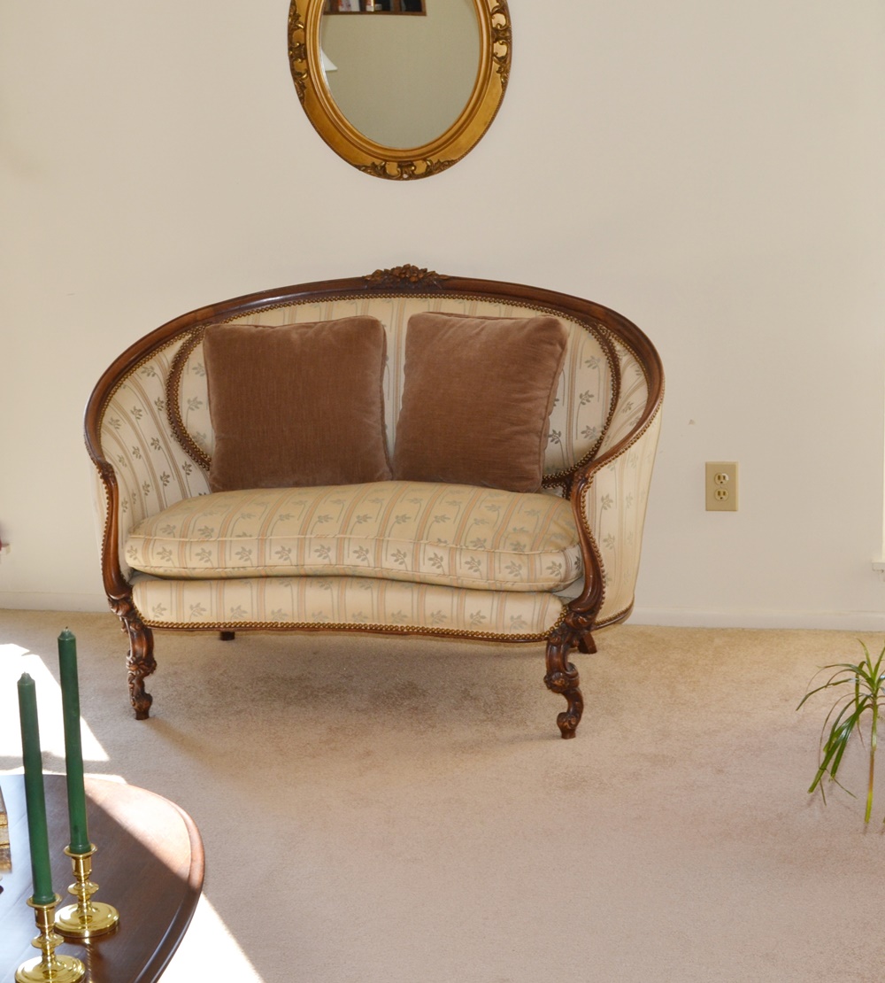 Victorian Era Love Seat EBTH