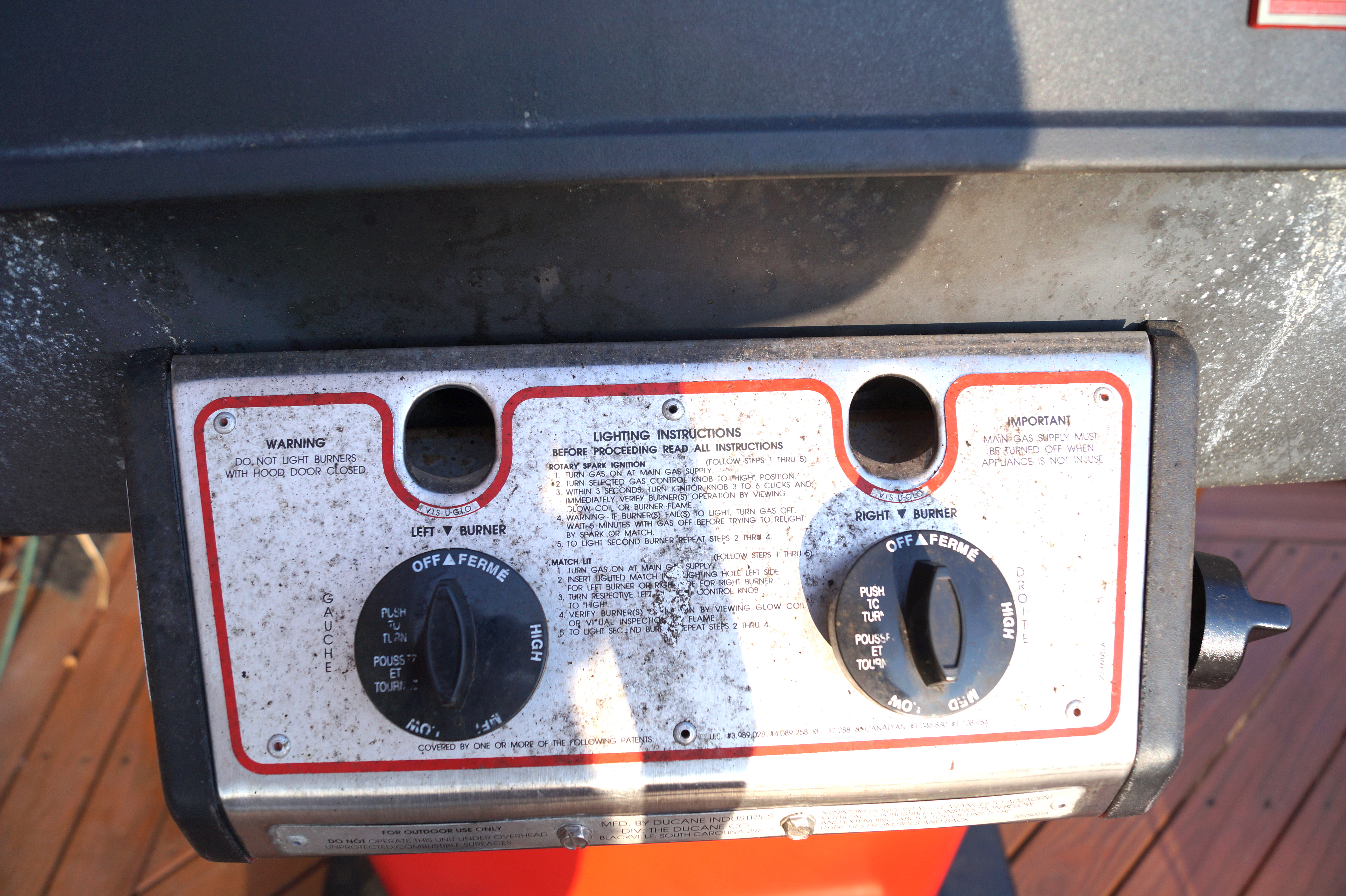 Ducane 1504 Red Cart Propane Grill EBTH