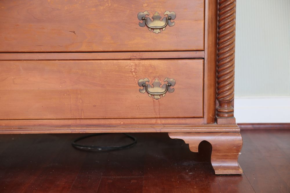 Willett Wildwood Cherry Dresser EBTH