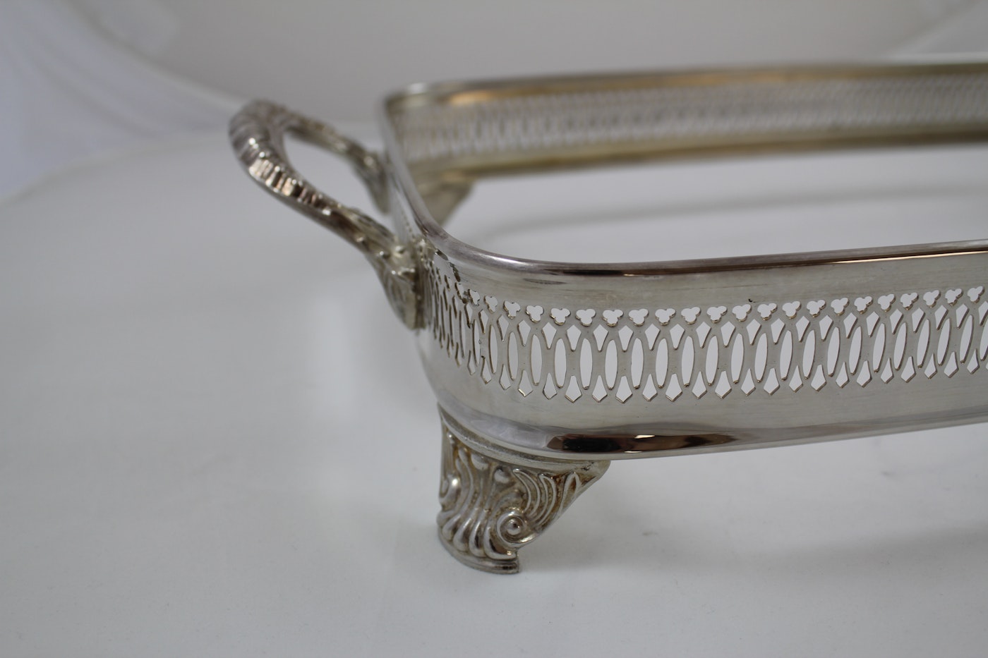 Vintage Silver Plate Casserole Dish Holder EBTH