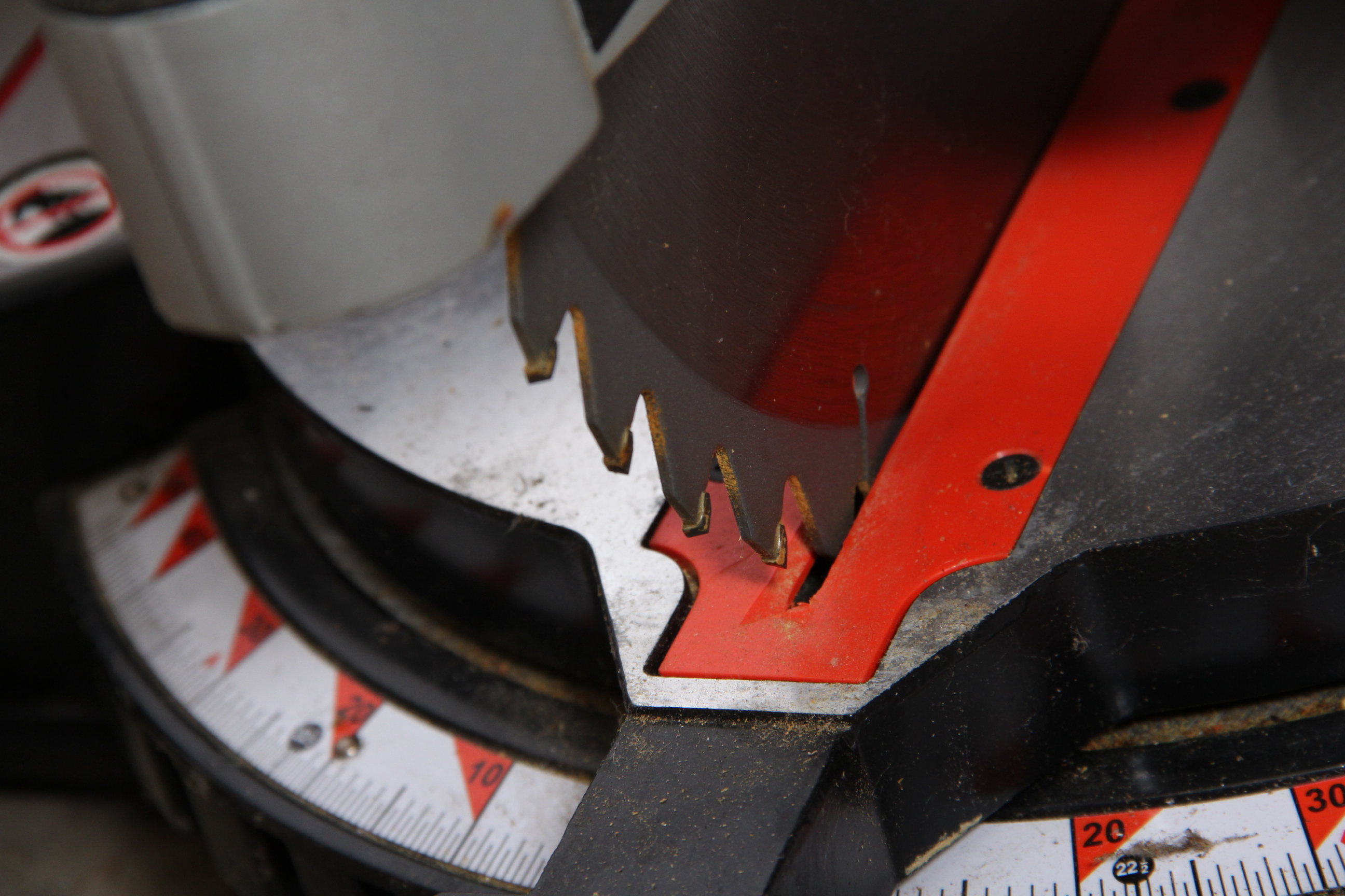 Black & Decker Firestorm Miter Saw EBTH