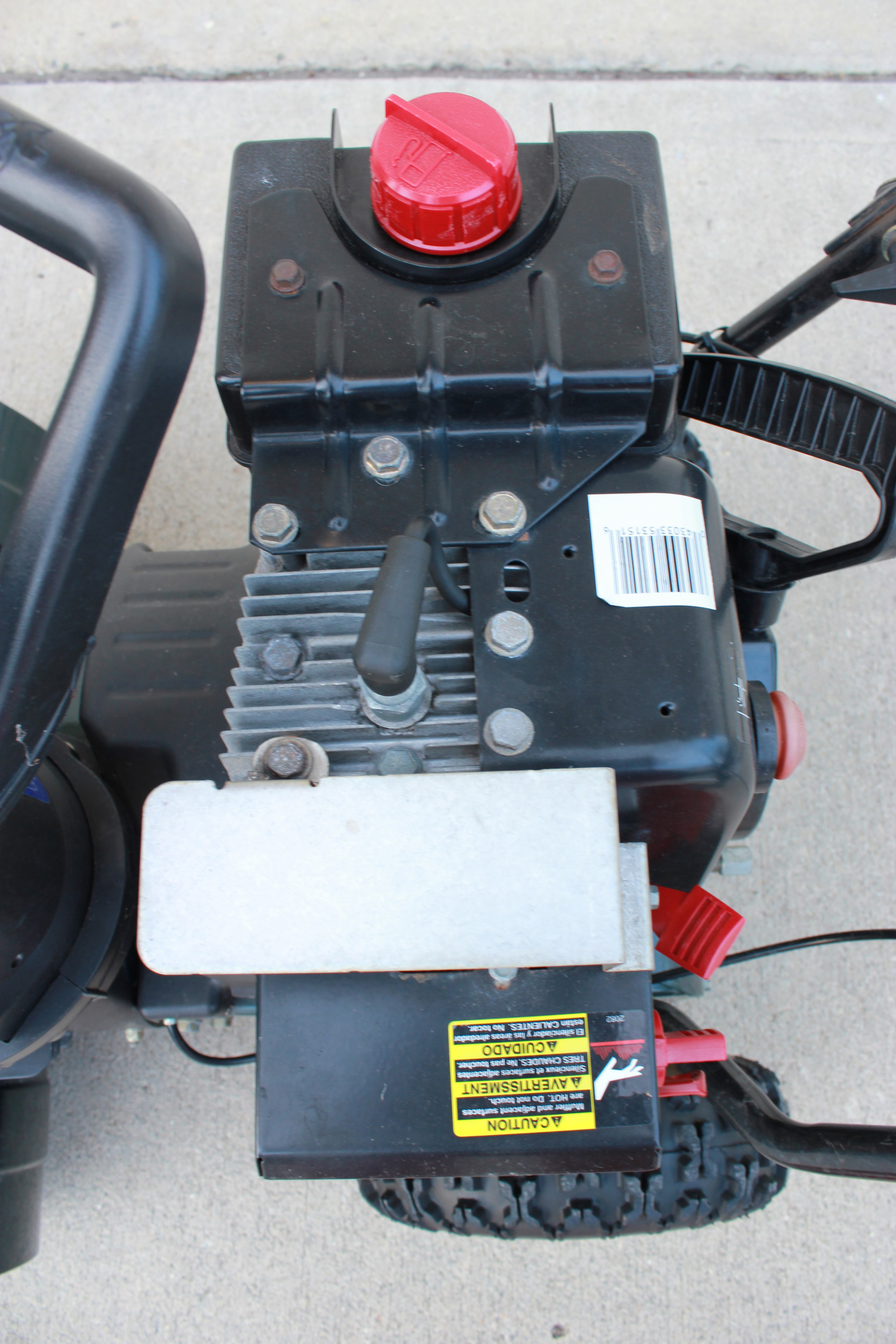 Yard Machines 5.5 HP Snowblower | EBTH