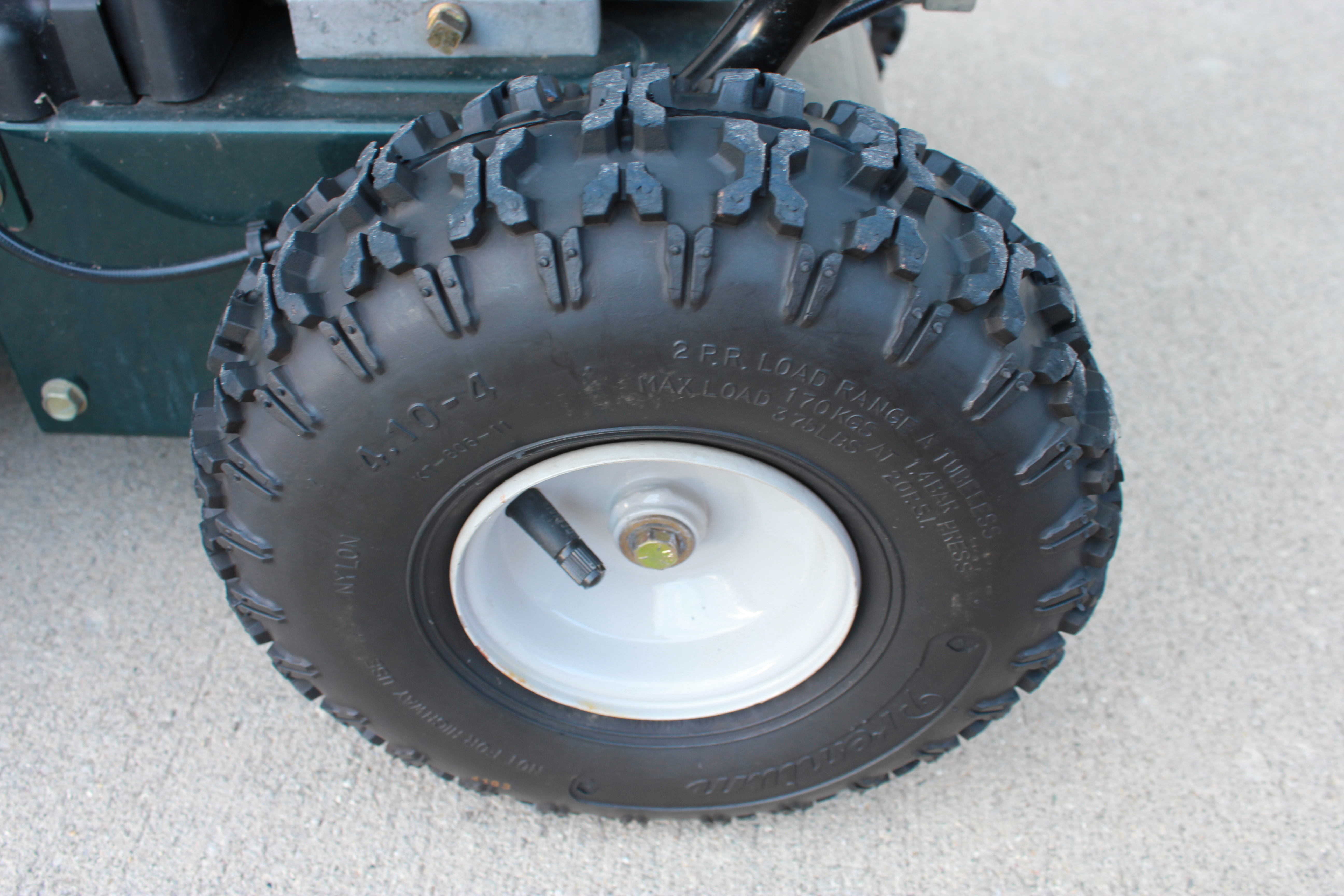 Yard Machines 5.5 HP Snowblower EBTH