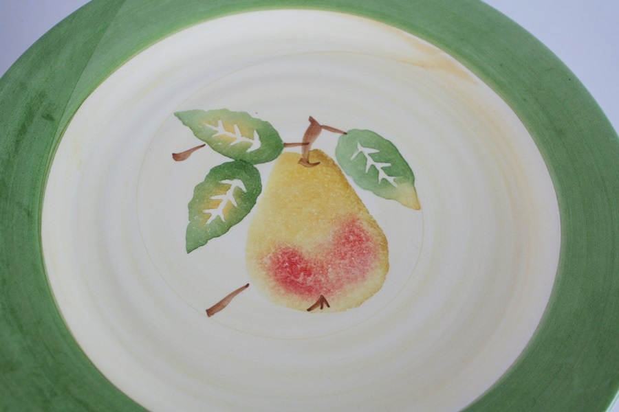 Culinary Arts Studio Collection Dinnerware, TwentySeven Pieces EBTH