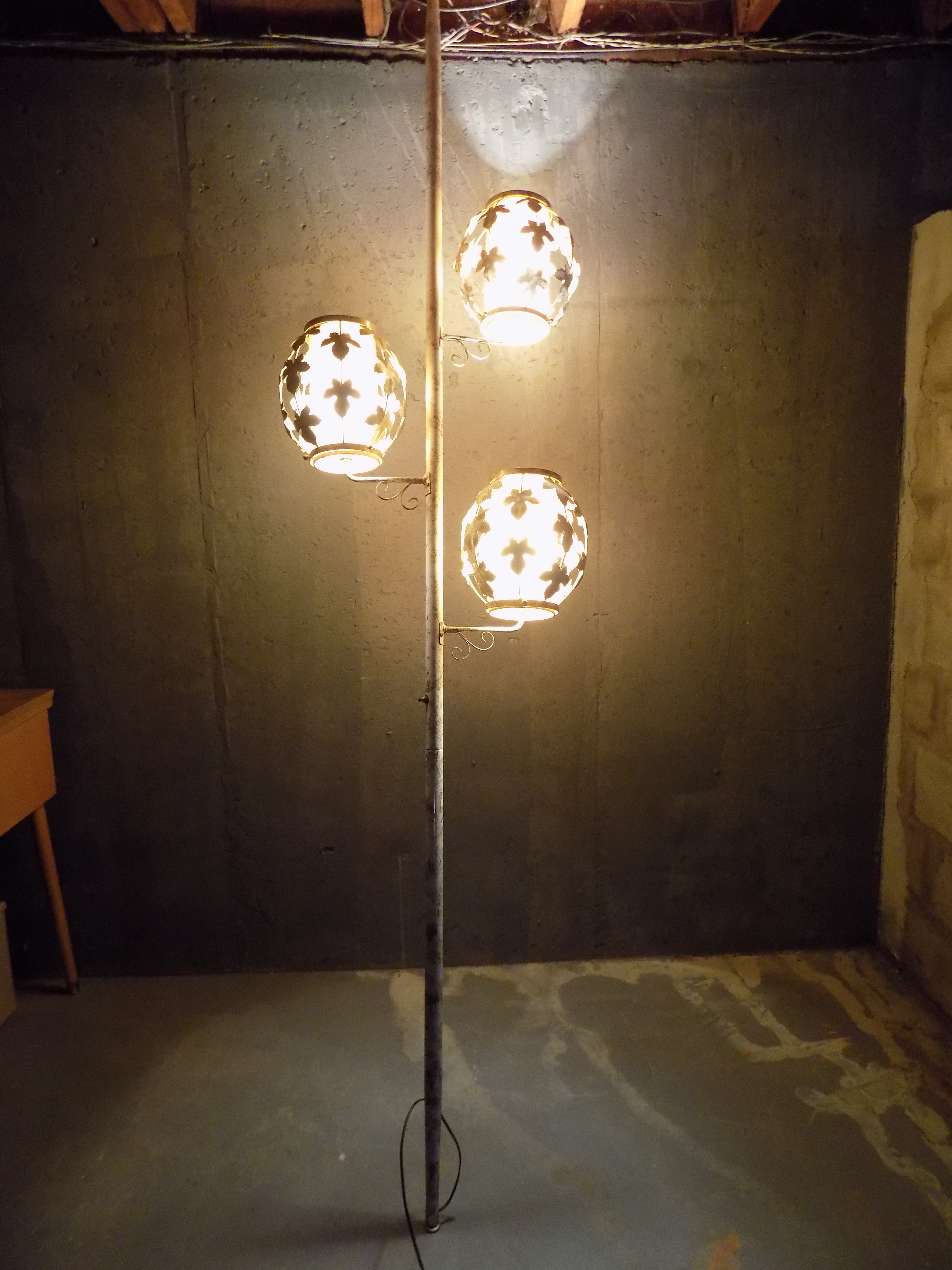 Mid Century Tension Pole Lamp EBTH