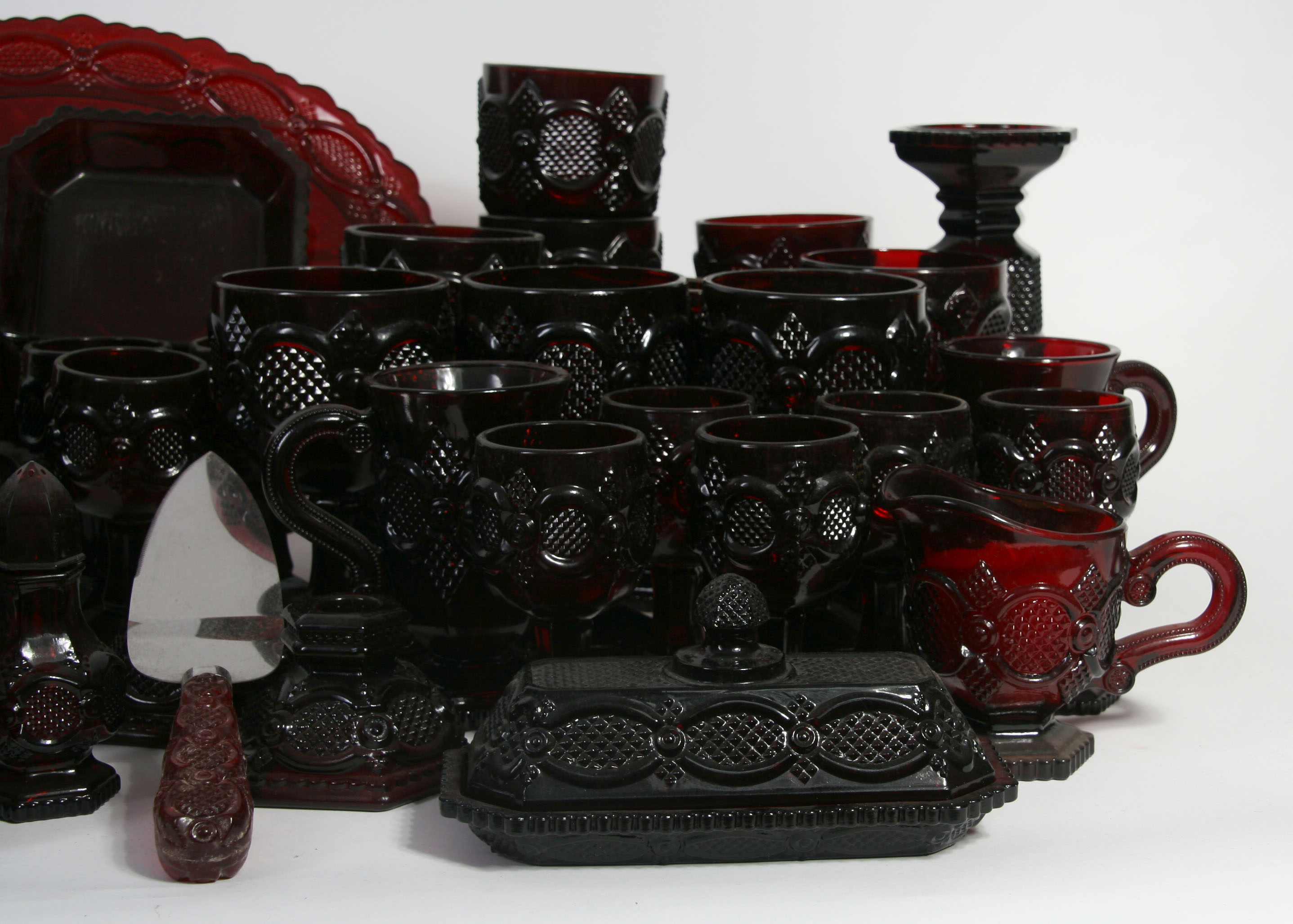 Avon "1876 Cape Cod" Red Glass Dinnerware Collection of 75 Pieces EBTH