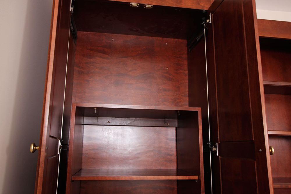 Large Cherry Office EBTH