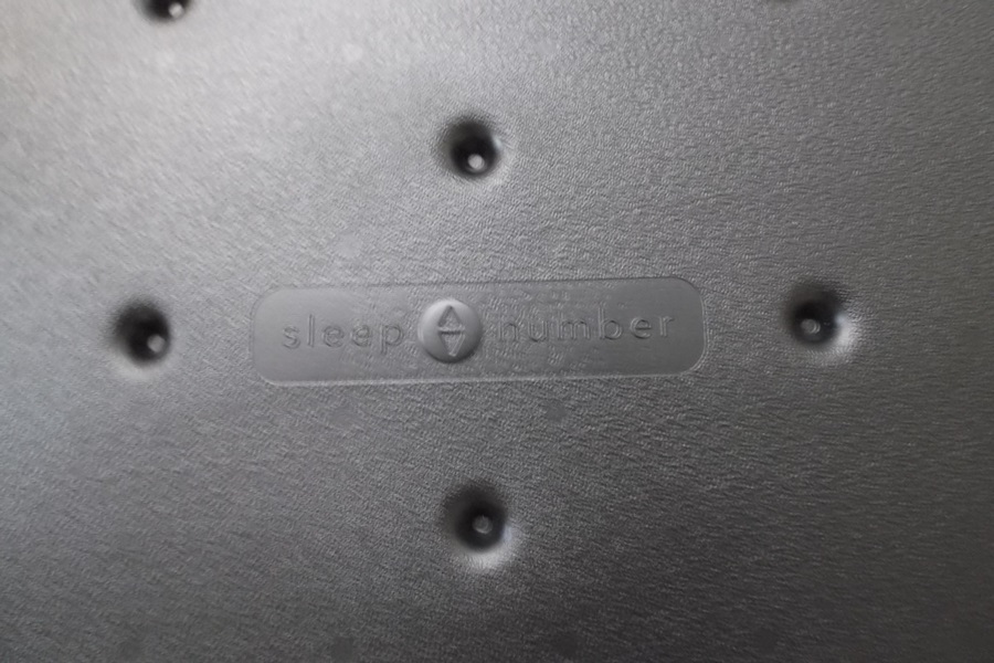 Contemporary Queen Size Headboard and Plastic Bed Frame EBTH