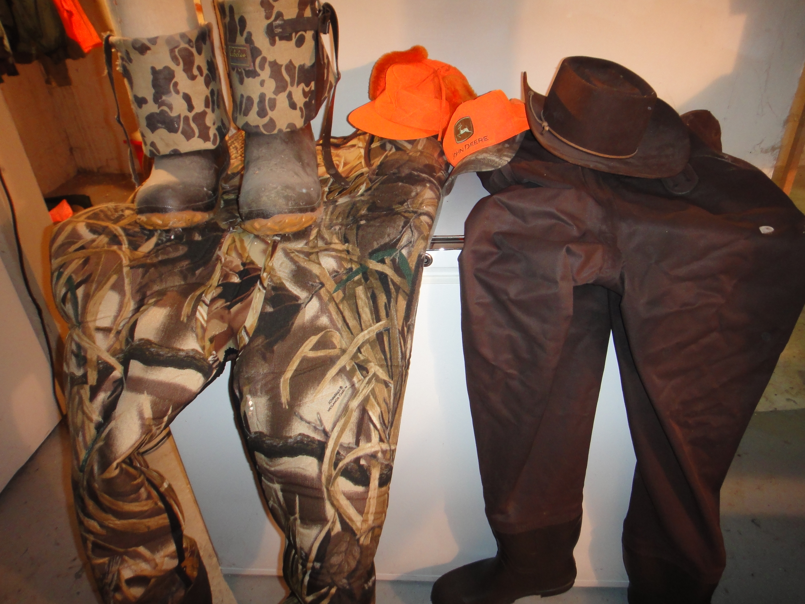 Cabela's & Duxbak Hunting Gear EBTH