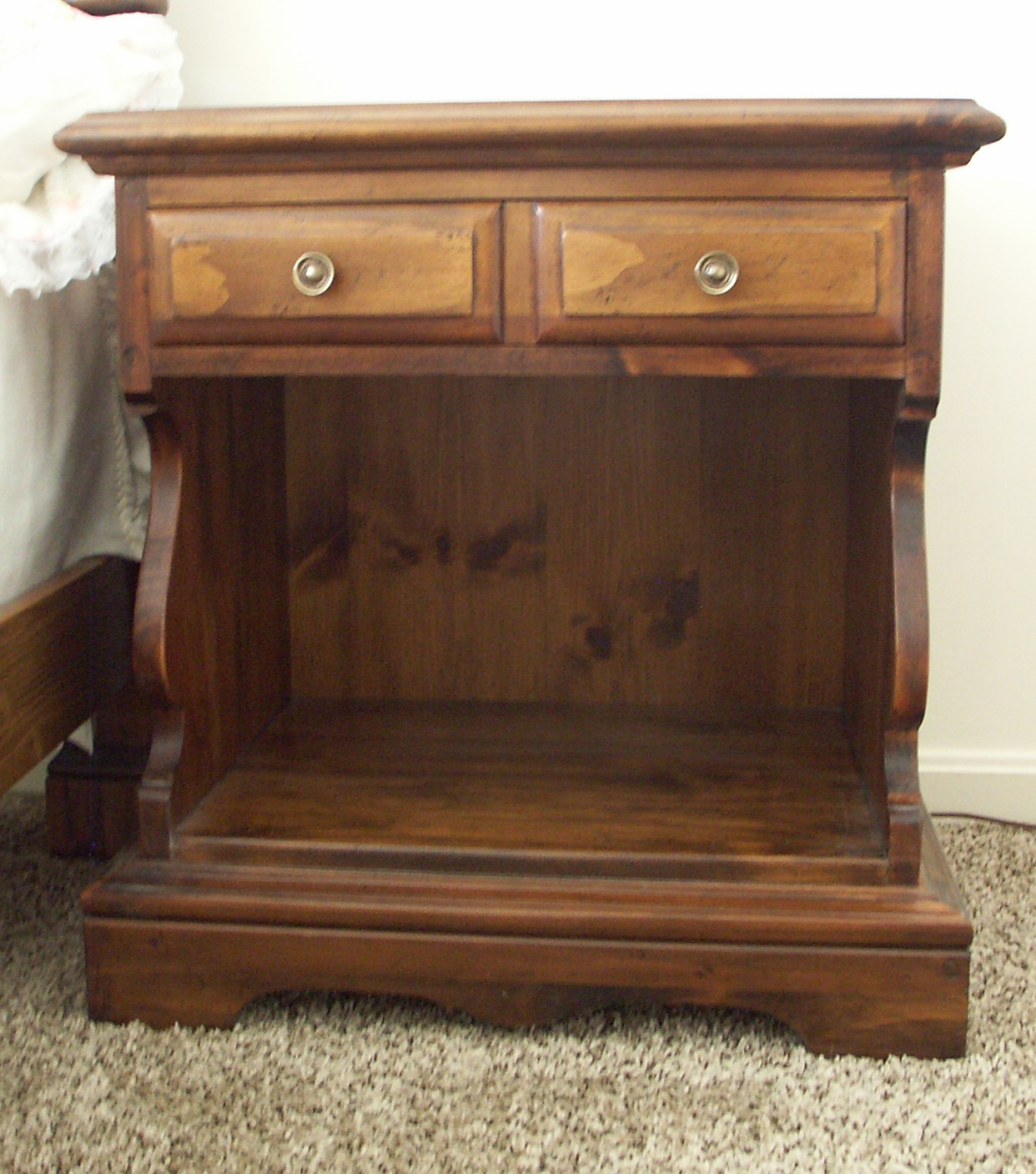 Kling Colonial Knotty Pine Night Stand Ebth
