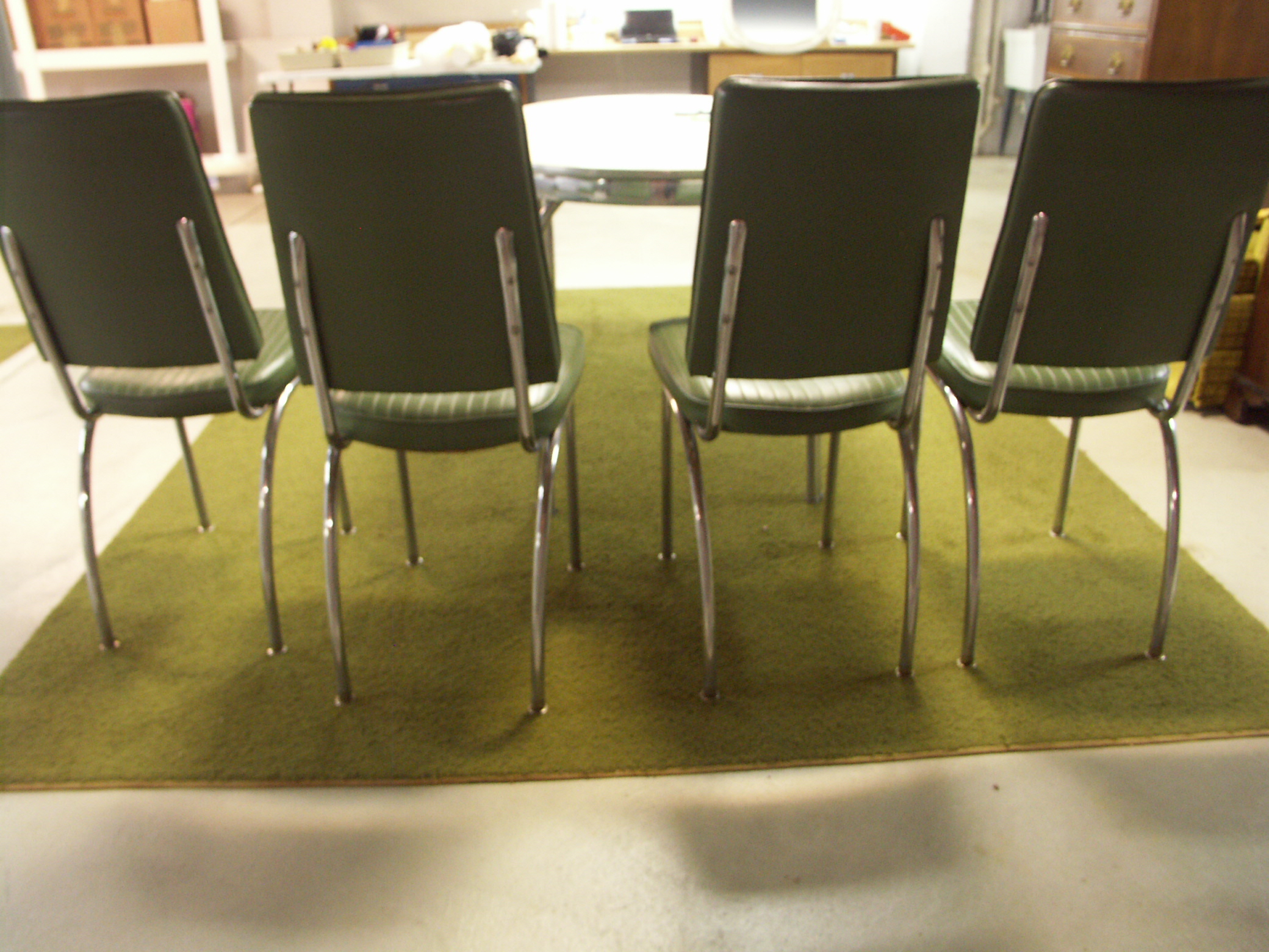 1950's Retro Howell Chrome Table and Four Chairs EBTH