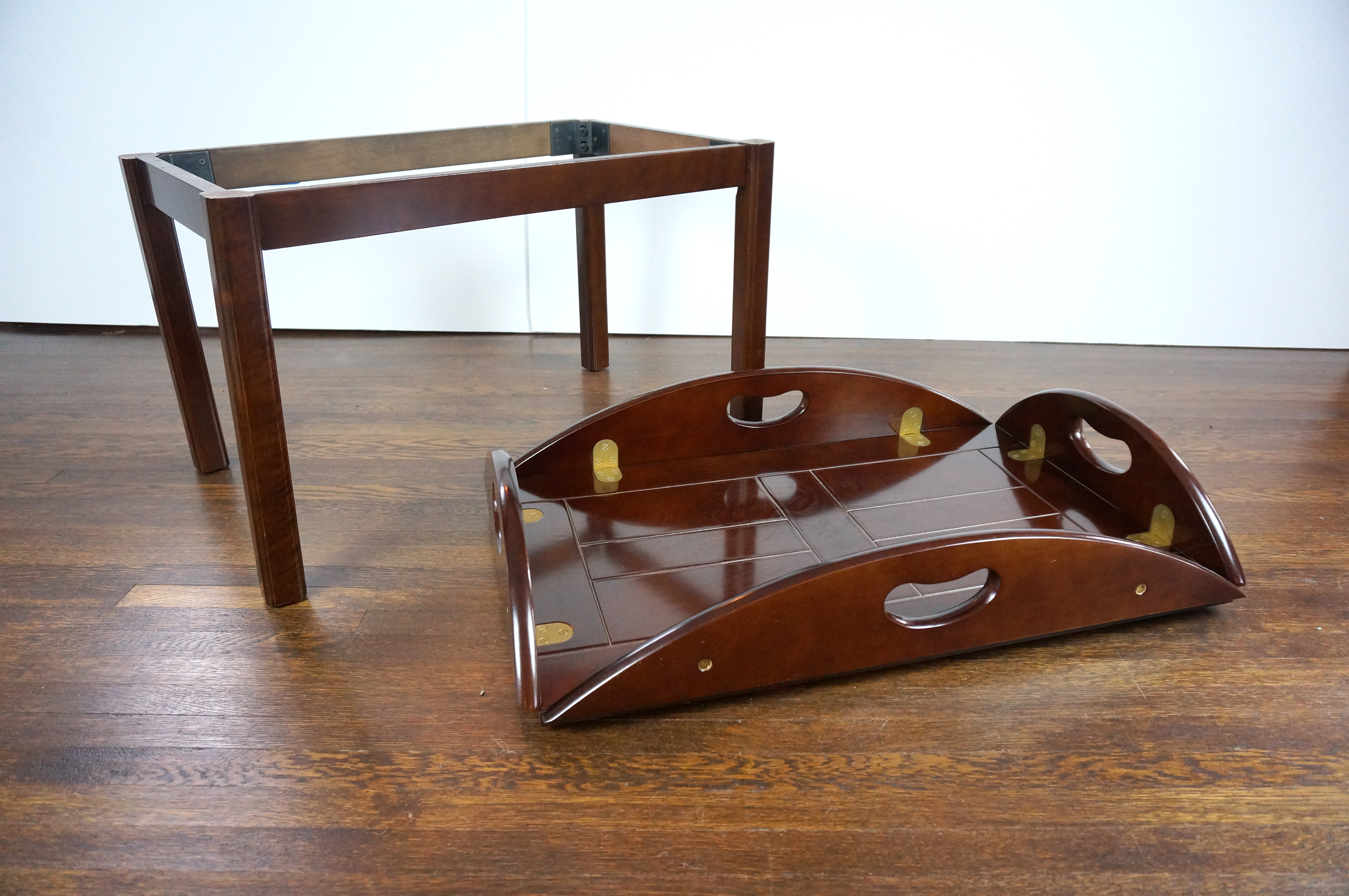 Mahogany Butler Coffee Table | EBTH