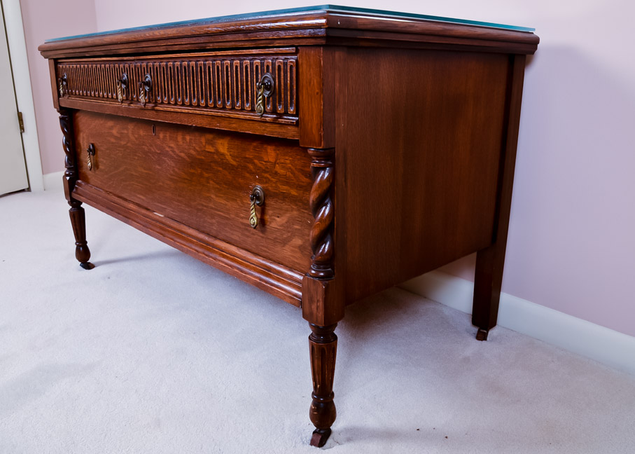 Antique Low Dresser in Oak EBTH