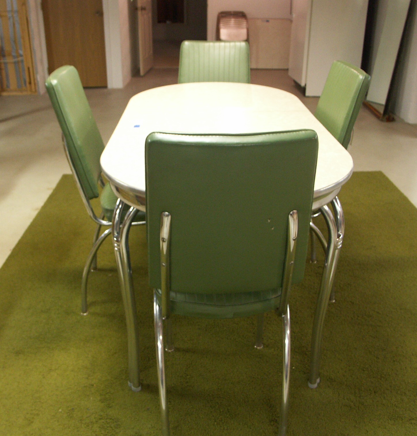 1950's Retro Howell Chrome Table and Four Chairs EBTH