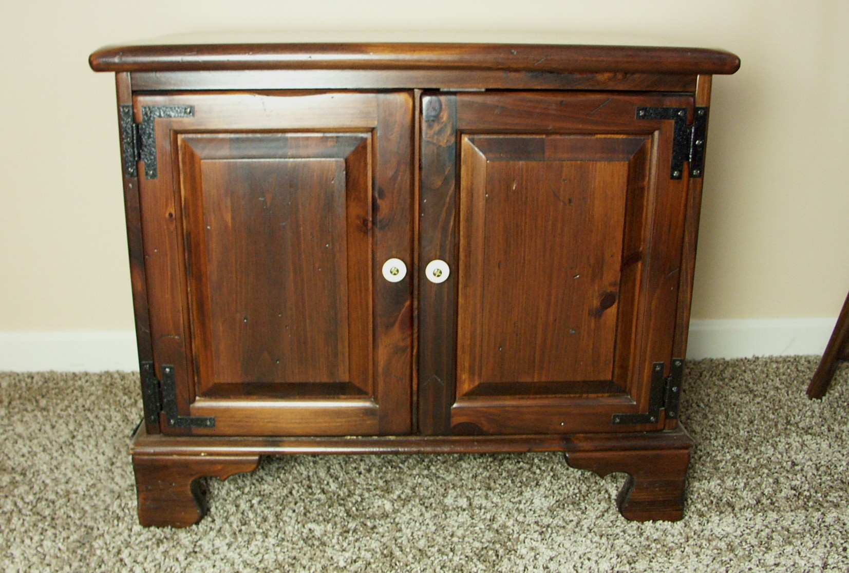 Vintage Ethan Allen Rustic Knotty Pine Side Cabinet Ebth
