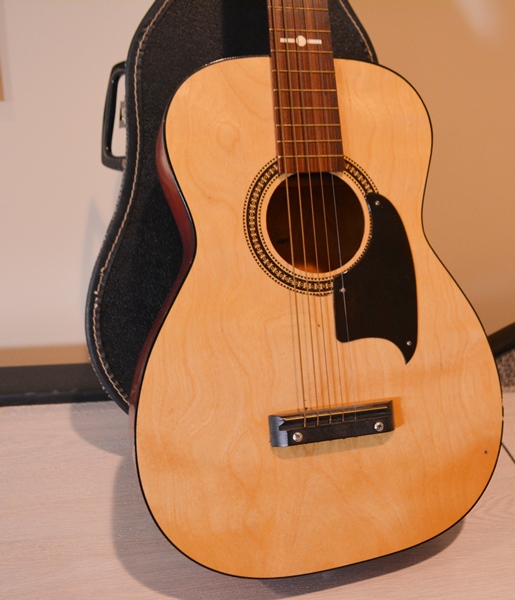 Sears and Roebuck Student Acoustic Guitar and Case with Booklet EBTH