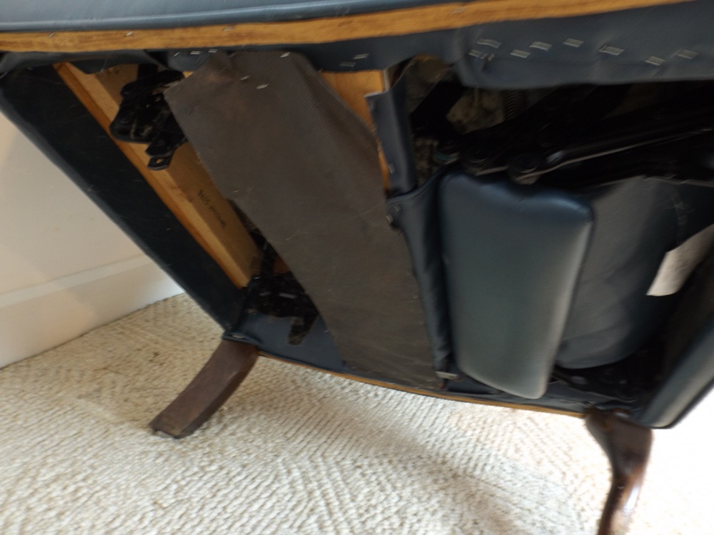 Blue Vinyl Wingback Recliner EBTH