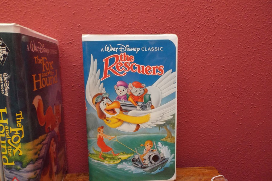 Six Disney VHS Cassette Tape Movies EBTH