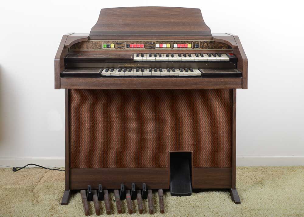 Vintage Thomas "Playmate" Electric Organ EBTH